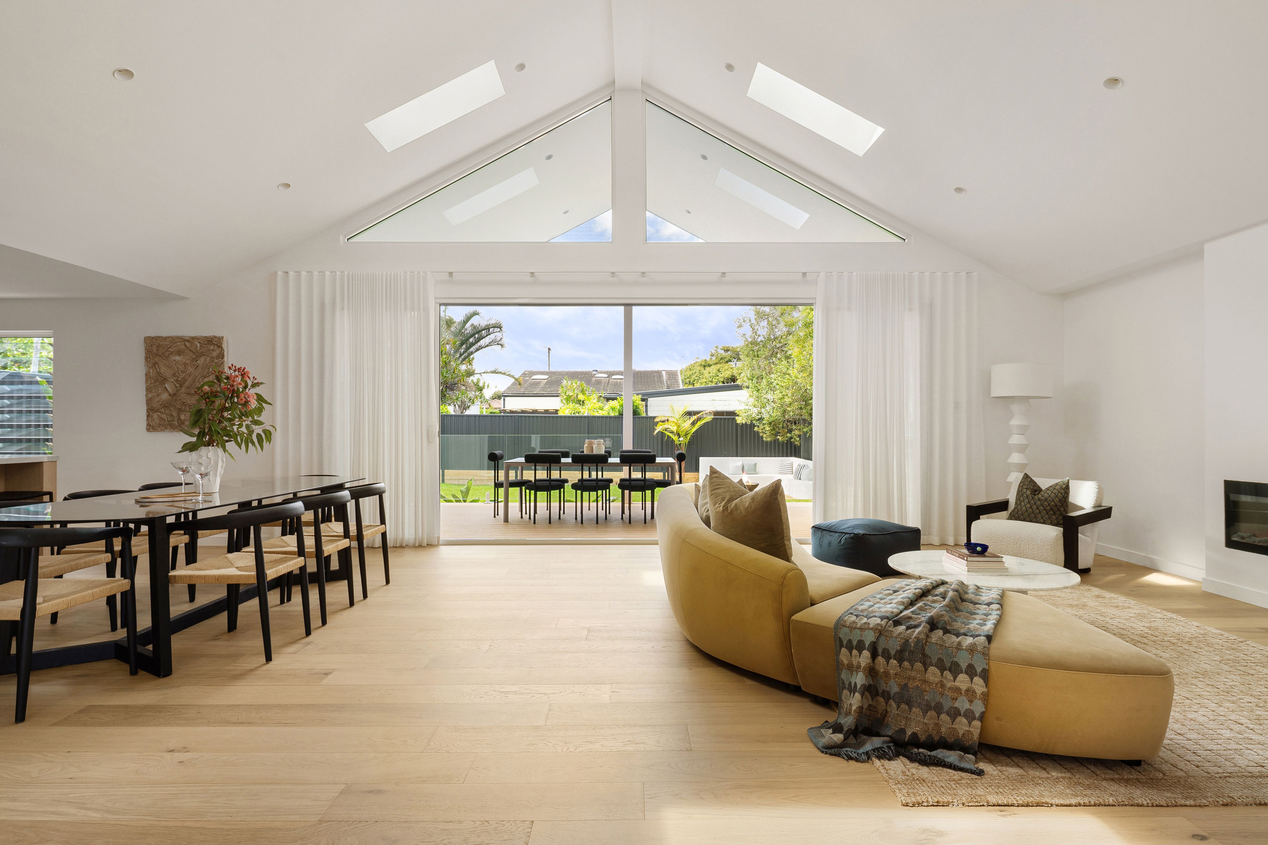 15 Burleigh Avenue, Caringbah, NSW 2229