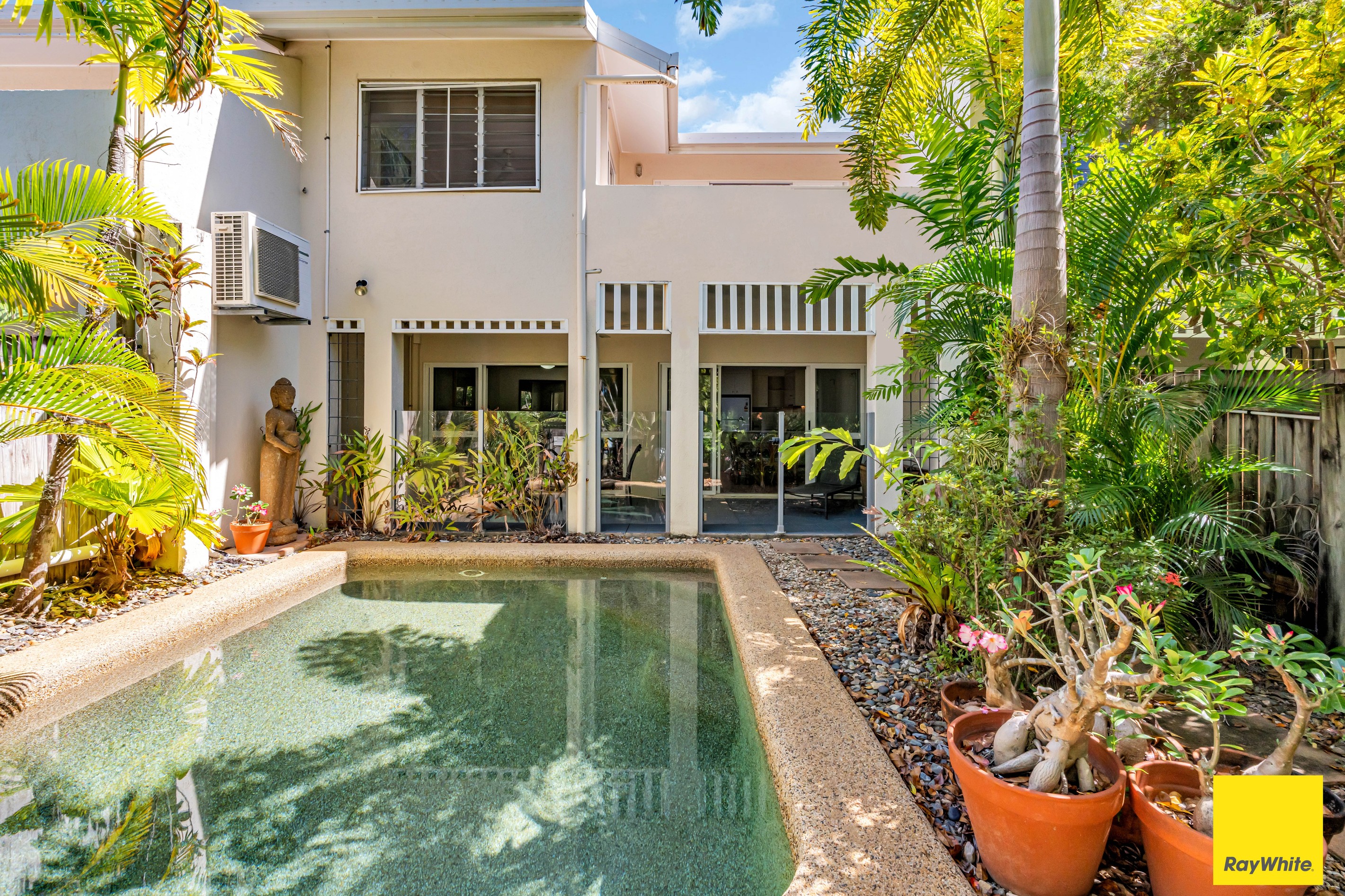 18/24 Warren Street, Palm Cove, QLD 4879