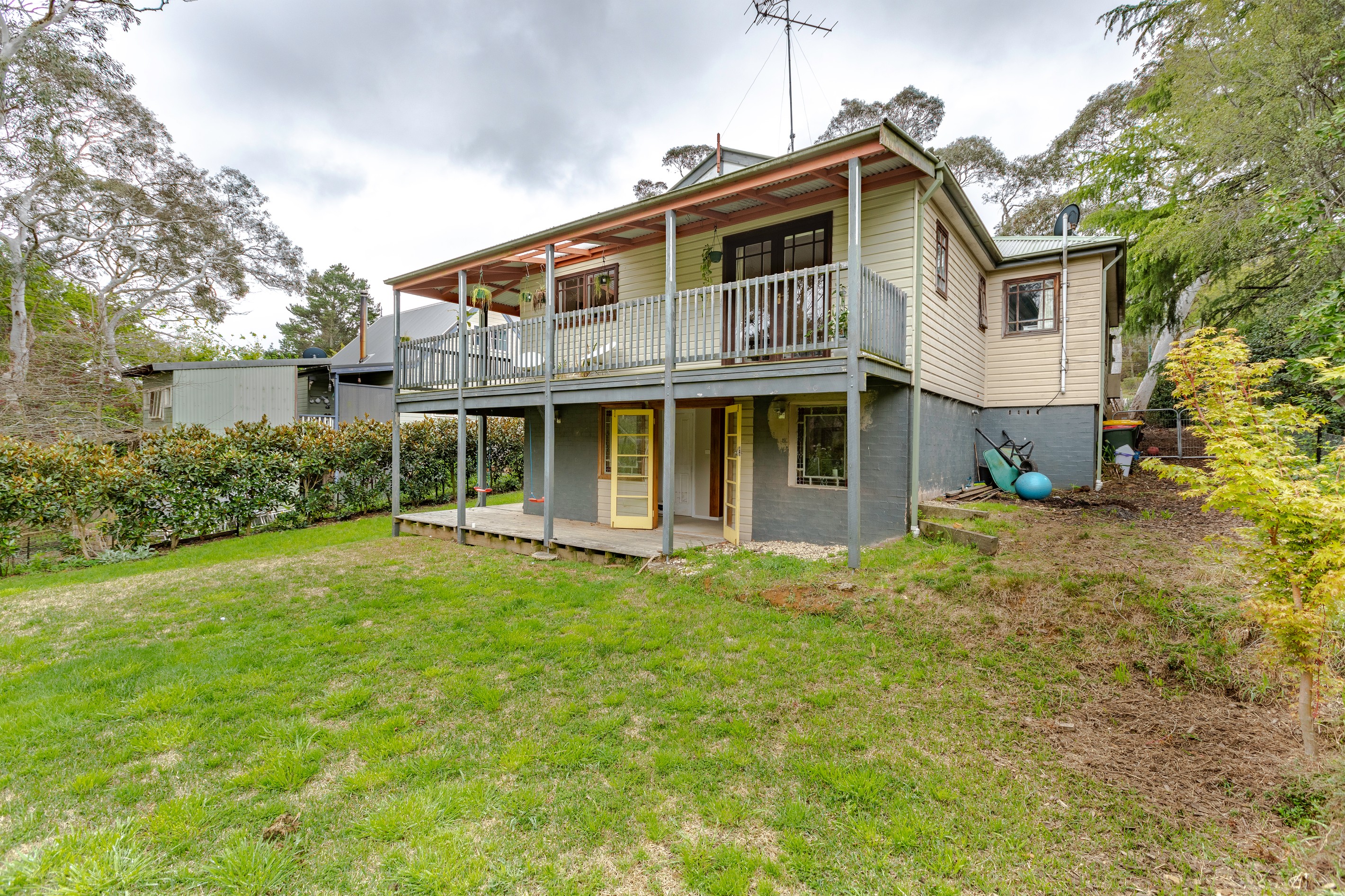 97 Rawson Parade, Leura, NSW 2780