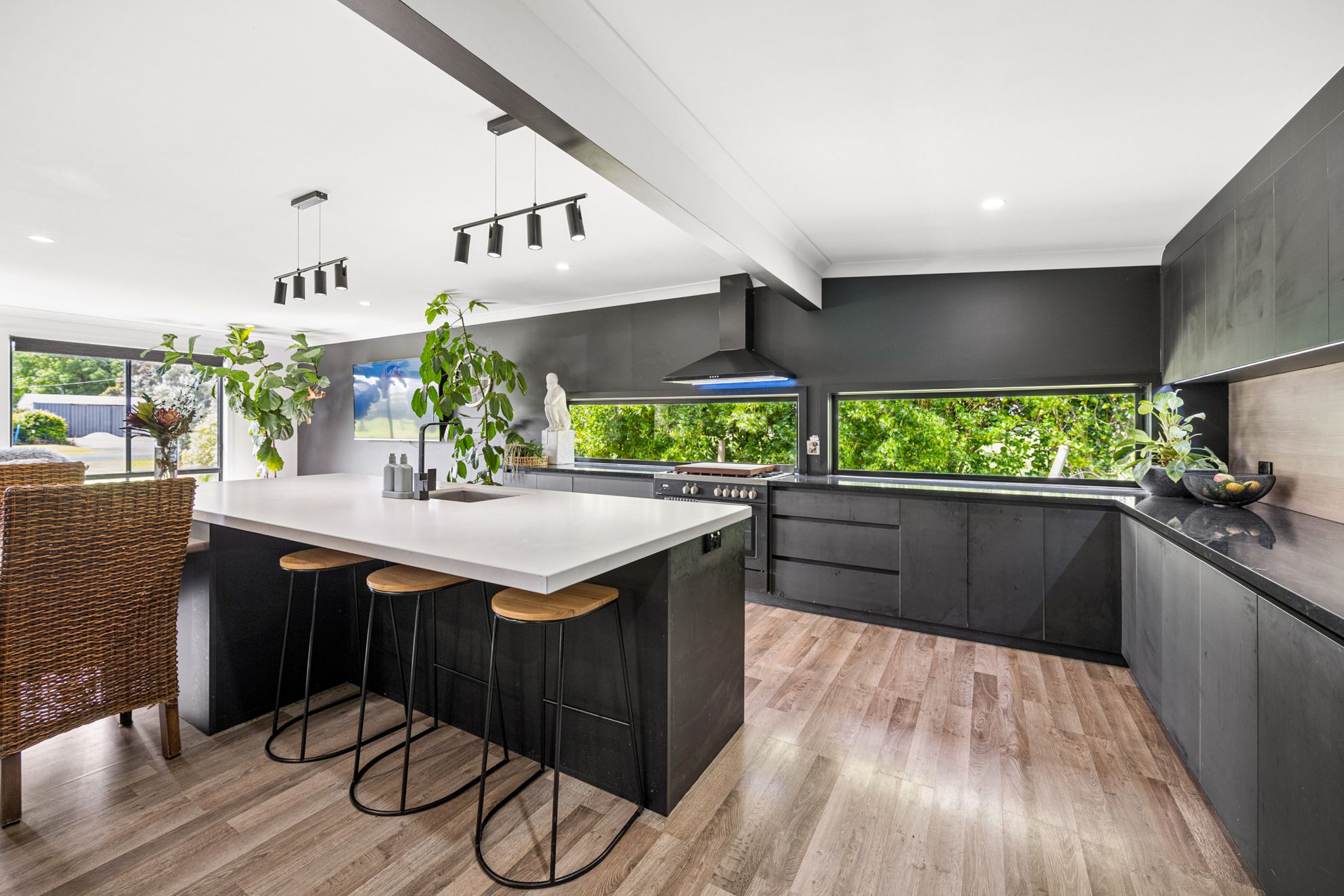 61 Wynham Road — photo 7 of 29