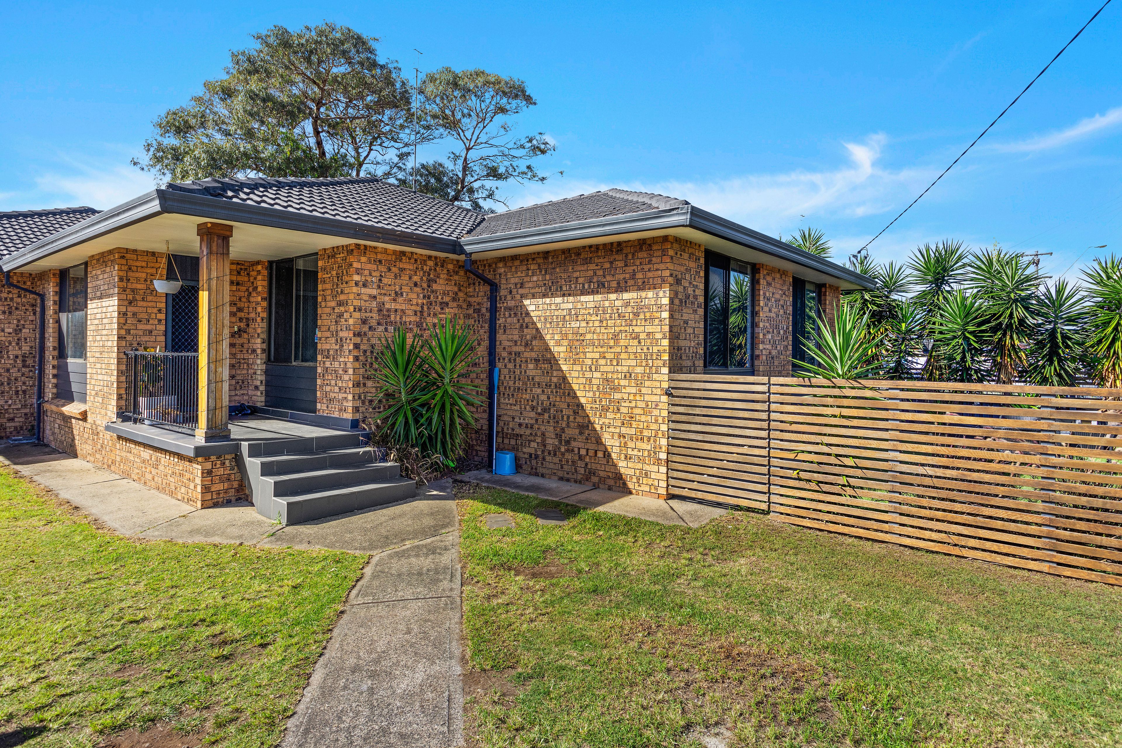 23-25 Shellharbour Road, Lake Illawarra, NSW 2528
