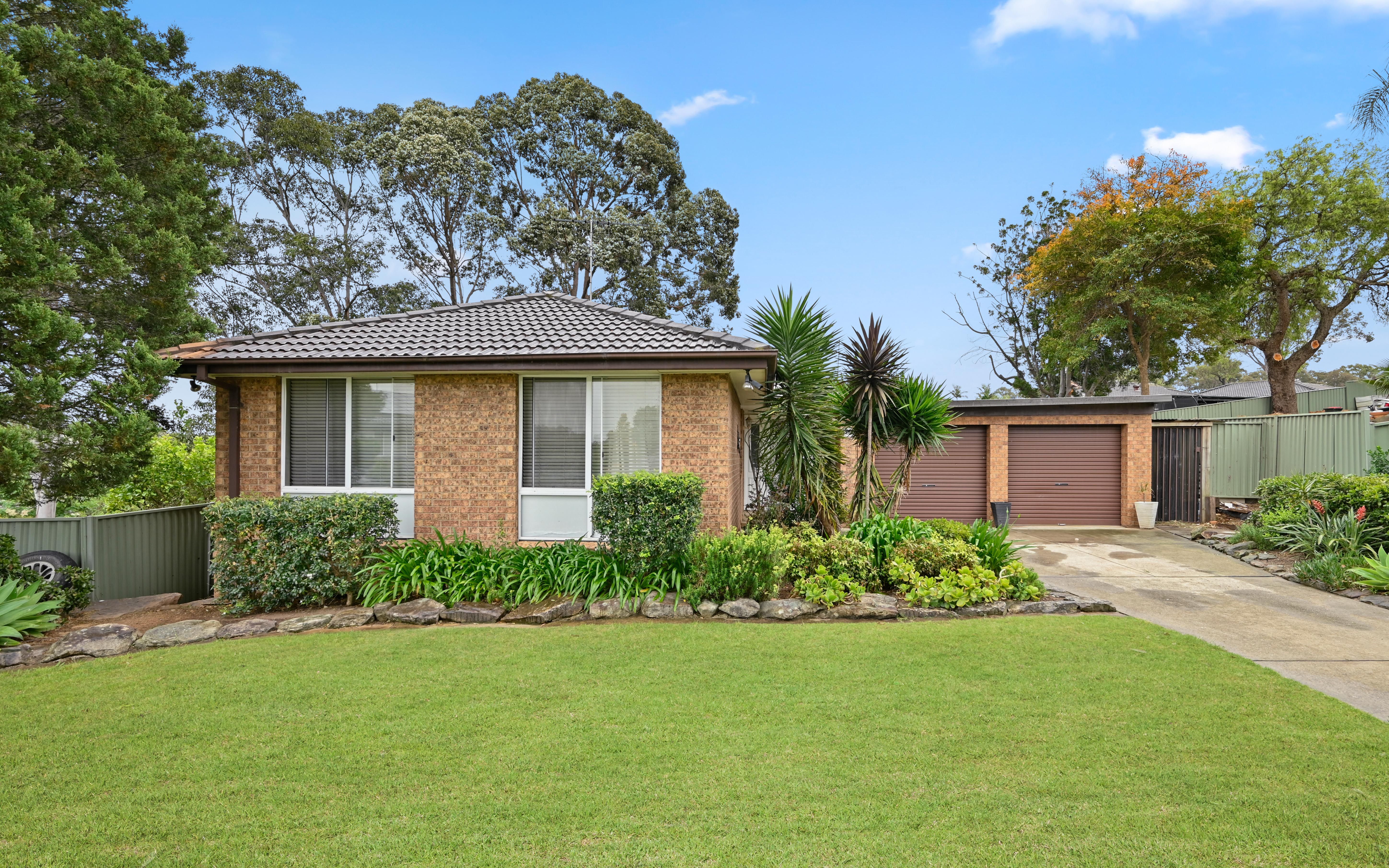 26 Zeolite Place, Eagle Vale, NSW 2558