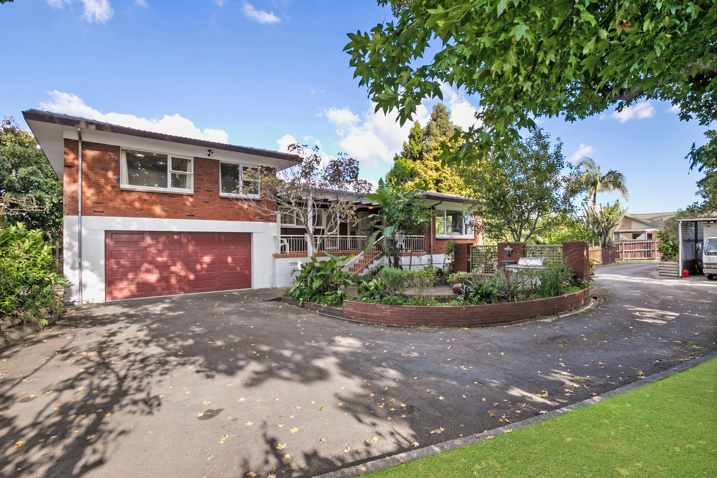 6 Youngs Road, Papakura, Papakura