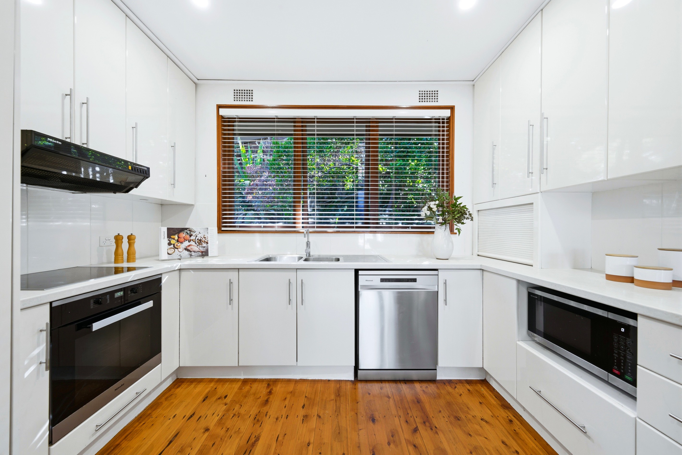 4 Londonderry Drive, Killarney Heights, NSW 2087