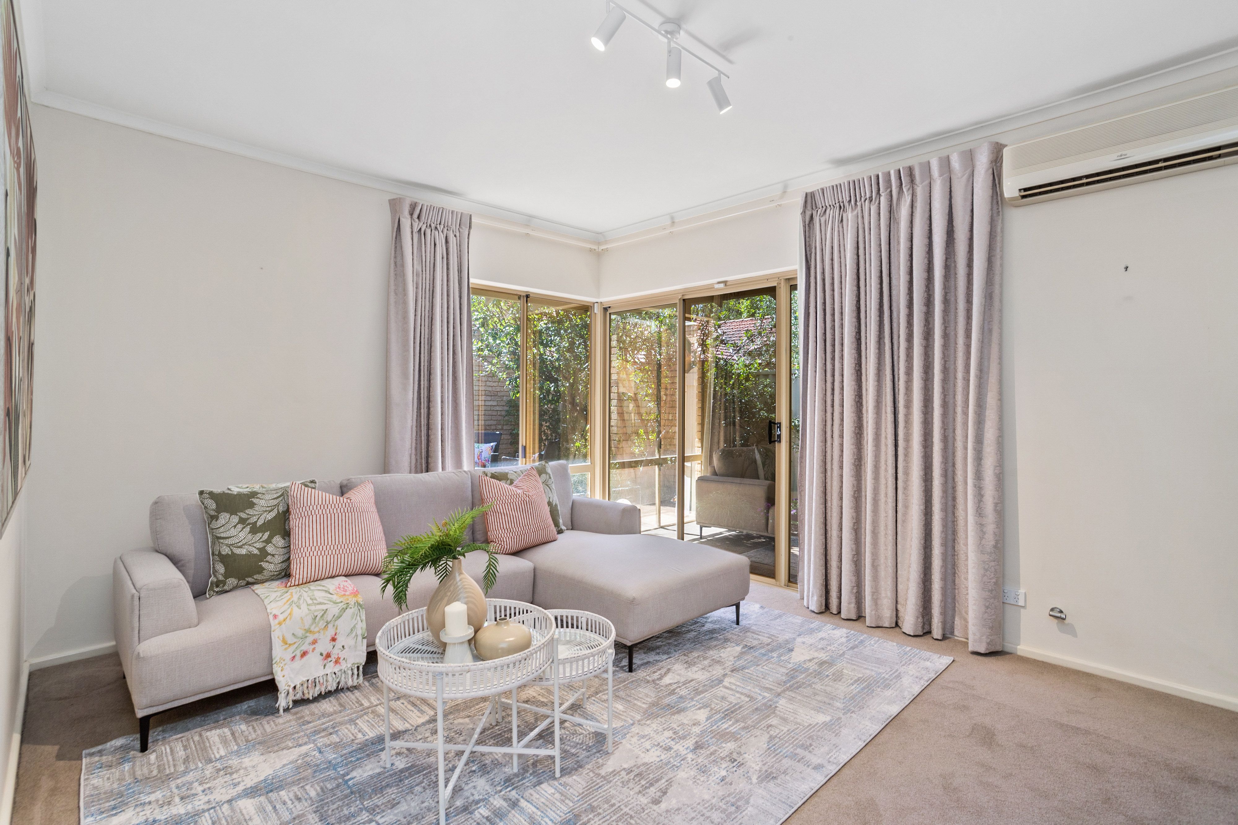 2/33 Baird Avenue, Nedlands, WA 6009