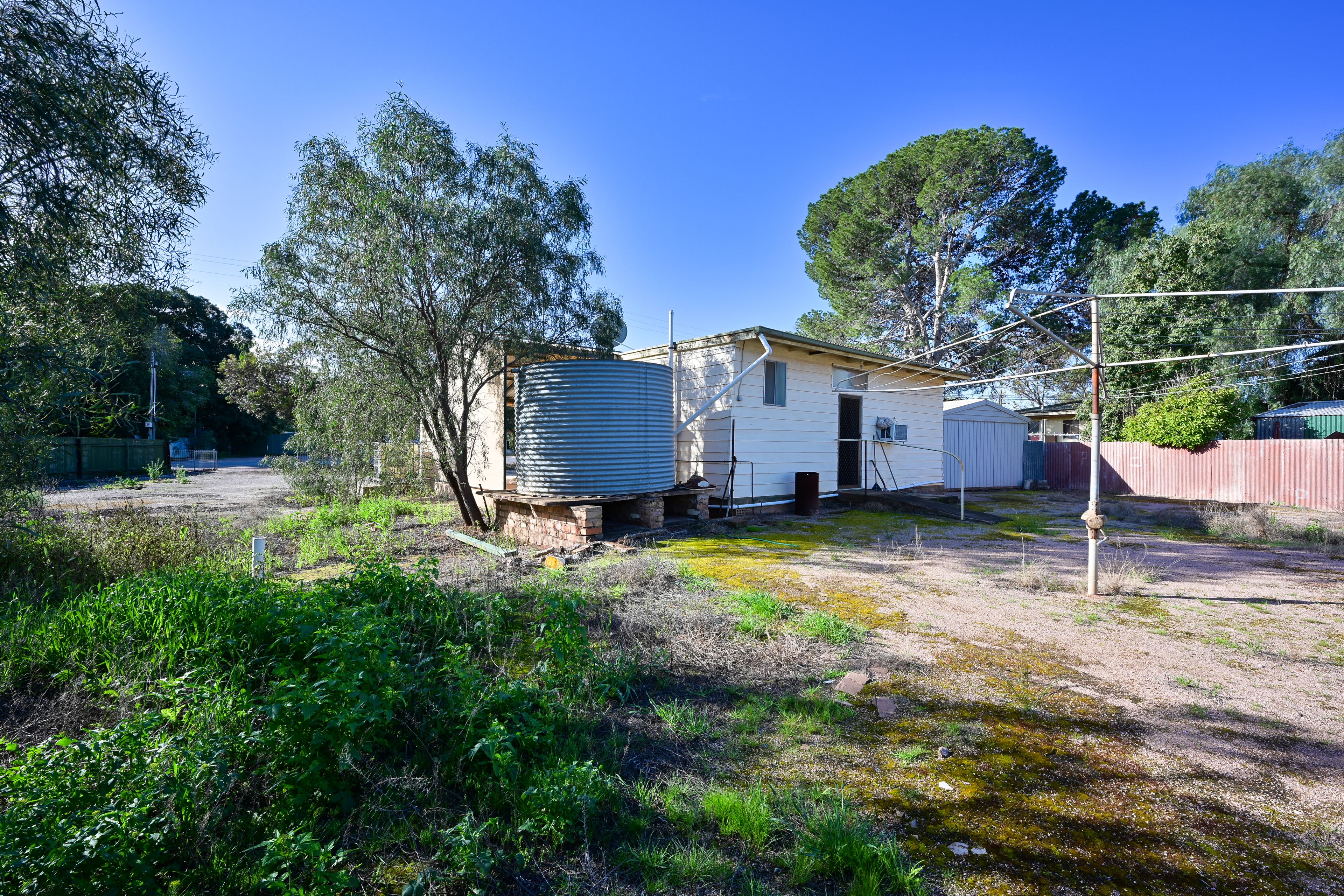58 Quorn Road — photo 11 of 12
