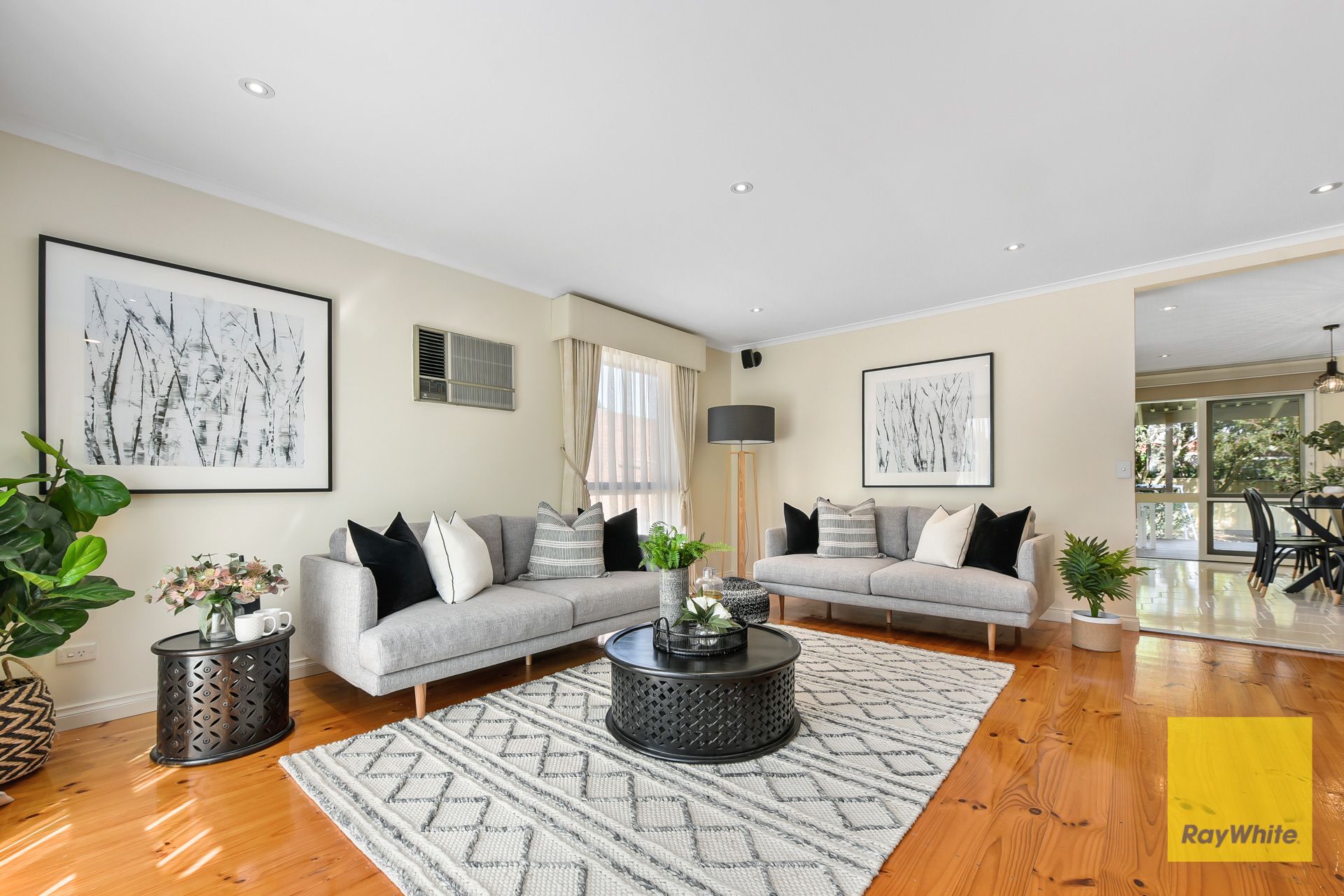 12 Ensay Court, Endeavour Hills, VIC 3802
