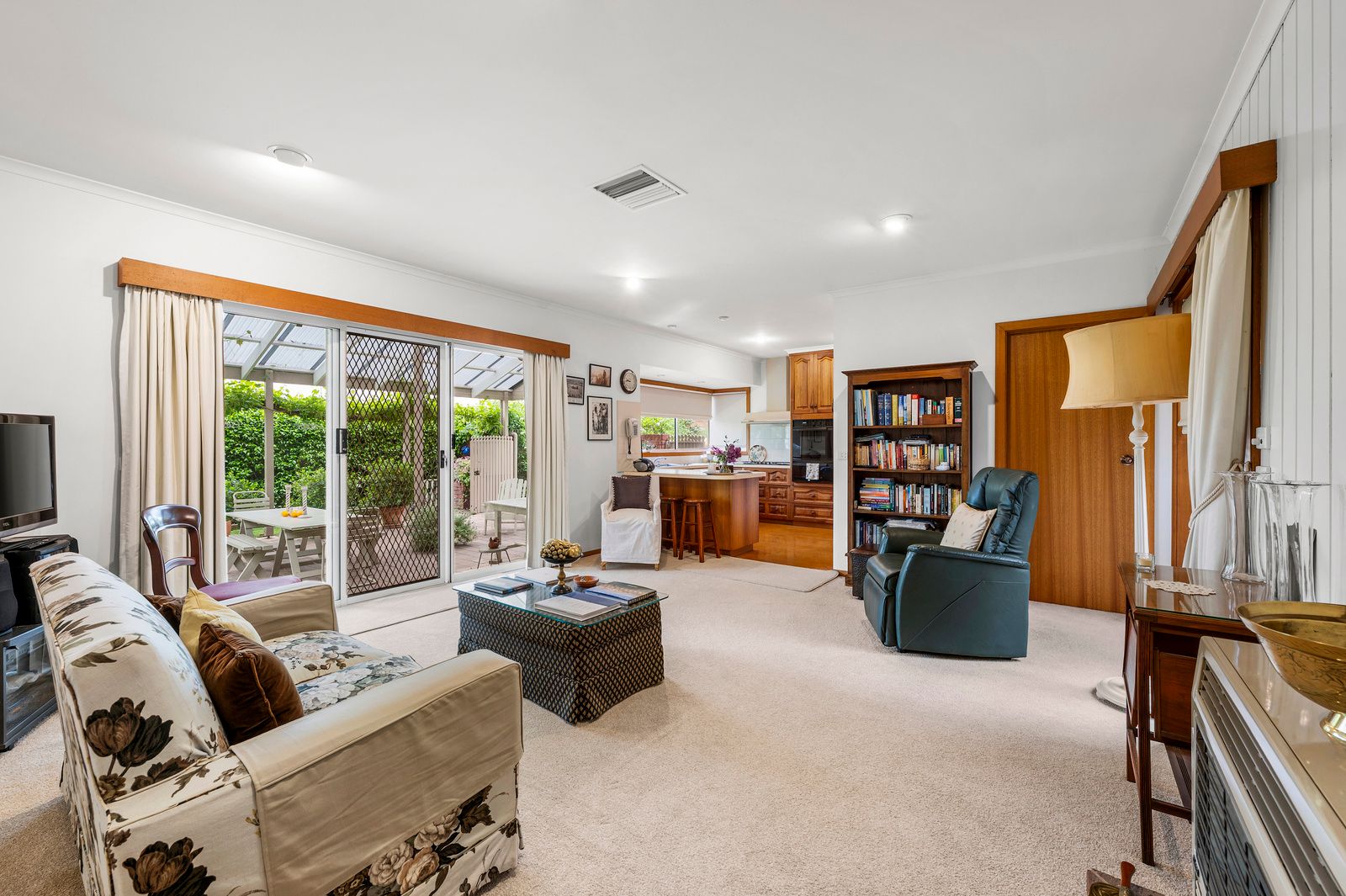 14 McConnan Street — photo 9 of 17
