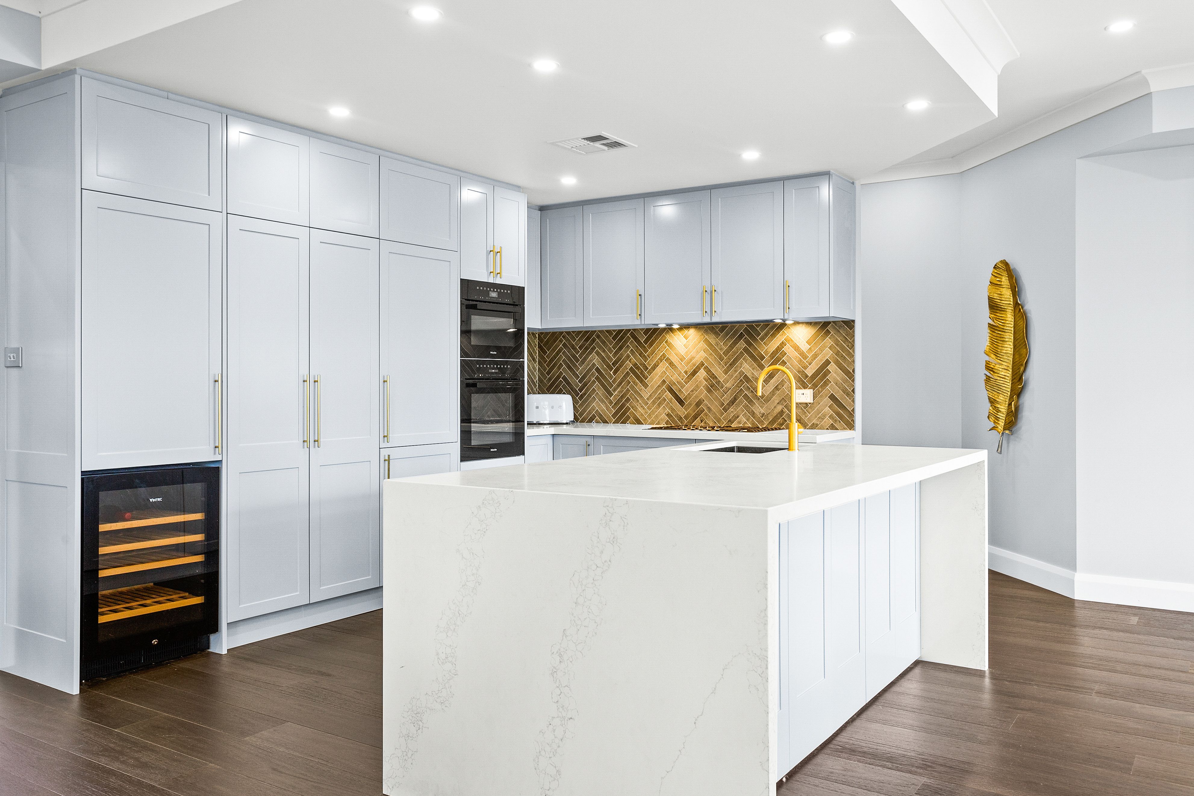 11 James Cook Parkway, Shell Cove, NSW 2529