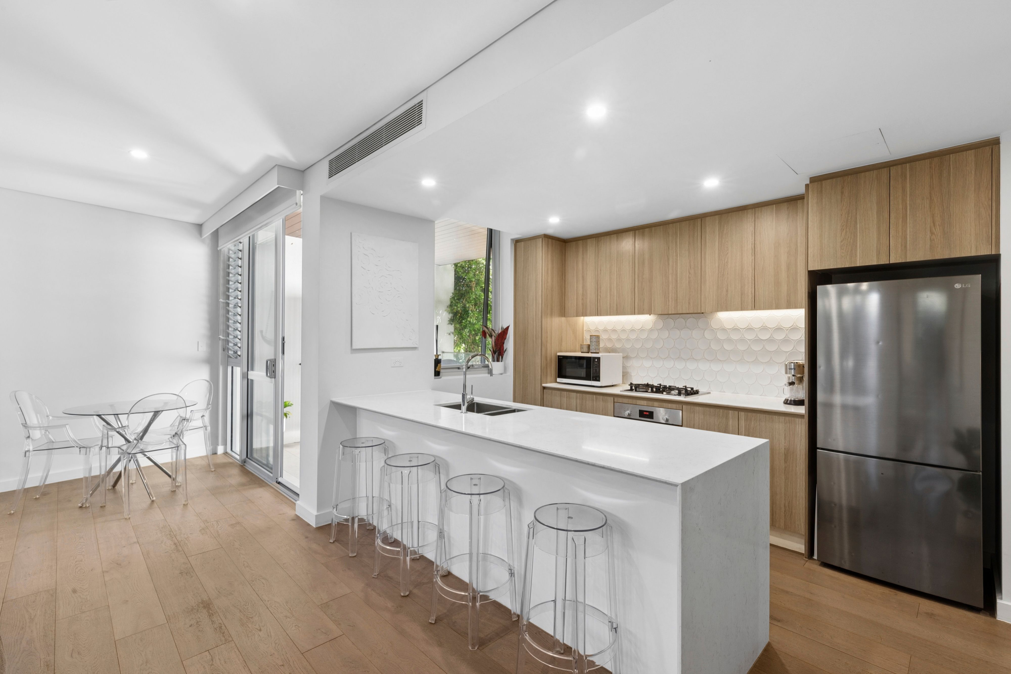 101/7 Dianella Street — photo 5 of 11