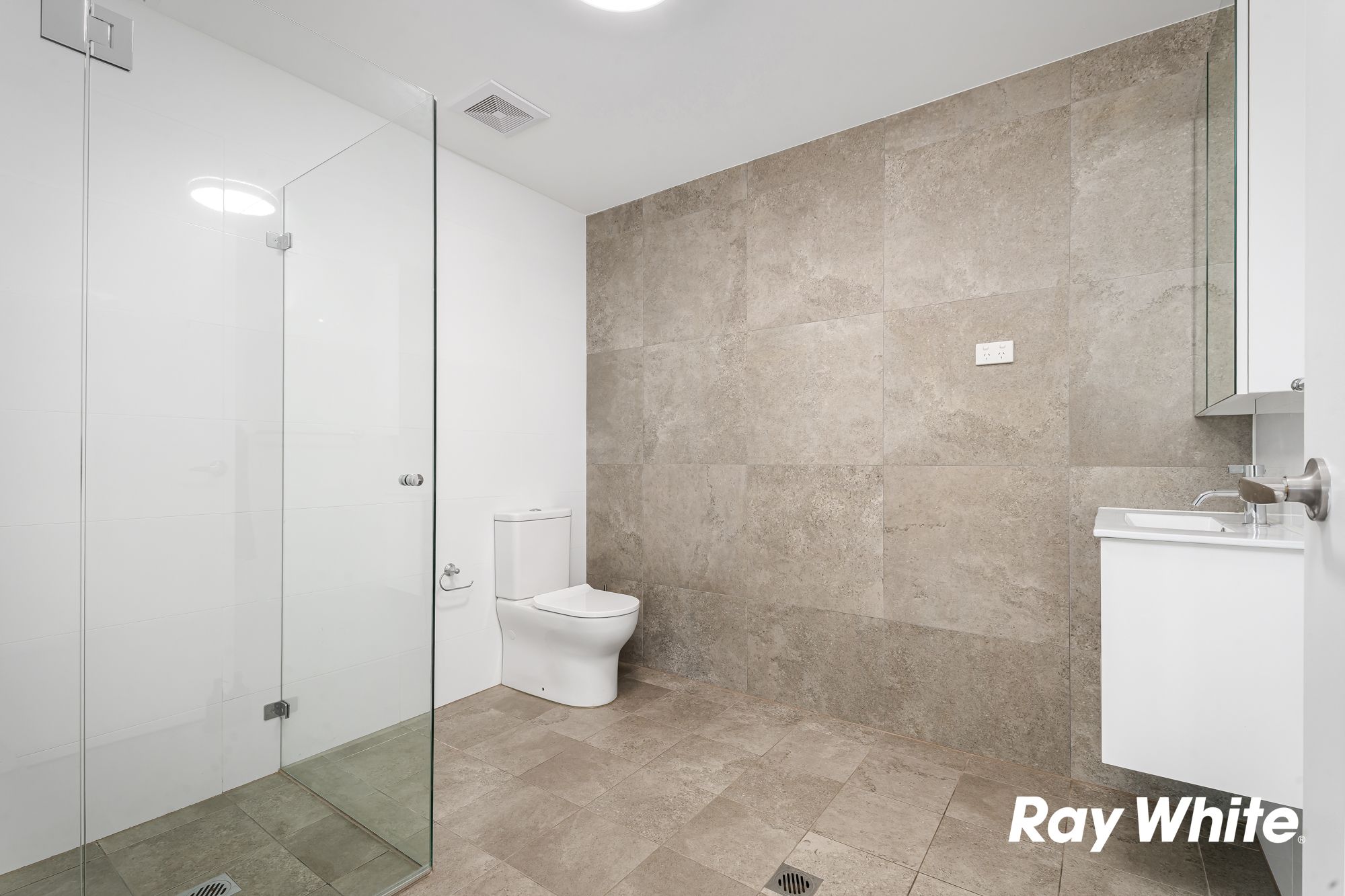 5/6 Bingham Street — photo 6 of 9