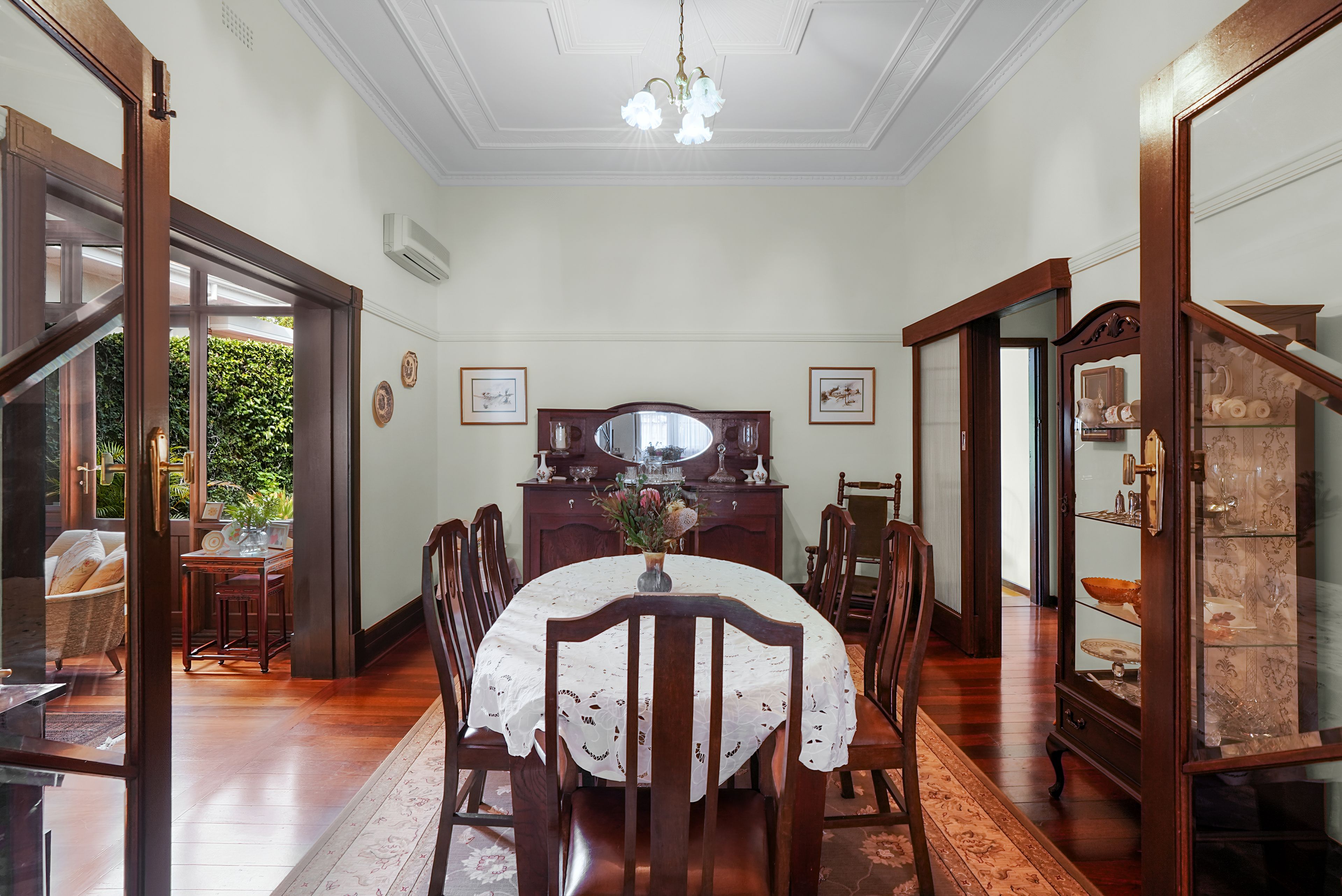 38 Melrose Crescent — photo 9 of 30