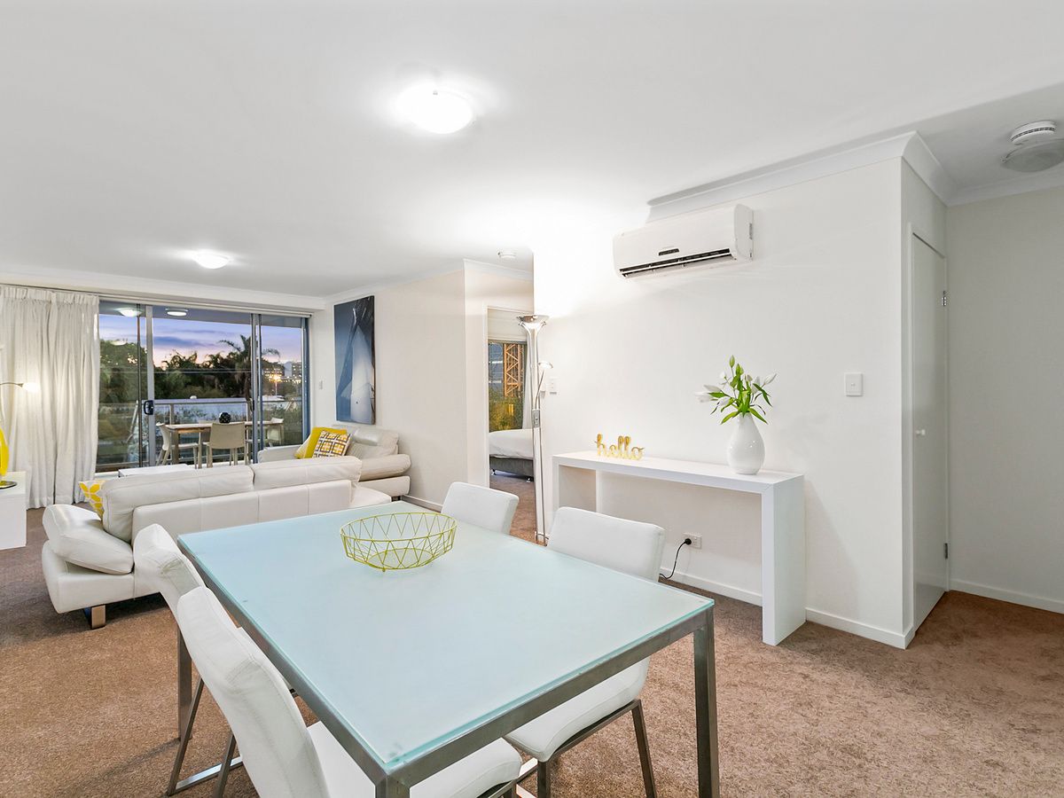 10/28 Carl Street, Woolloongabba, QLD 4102