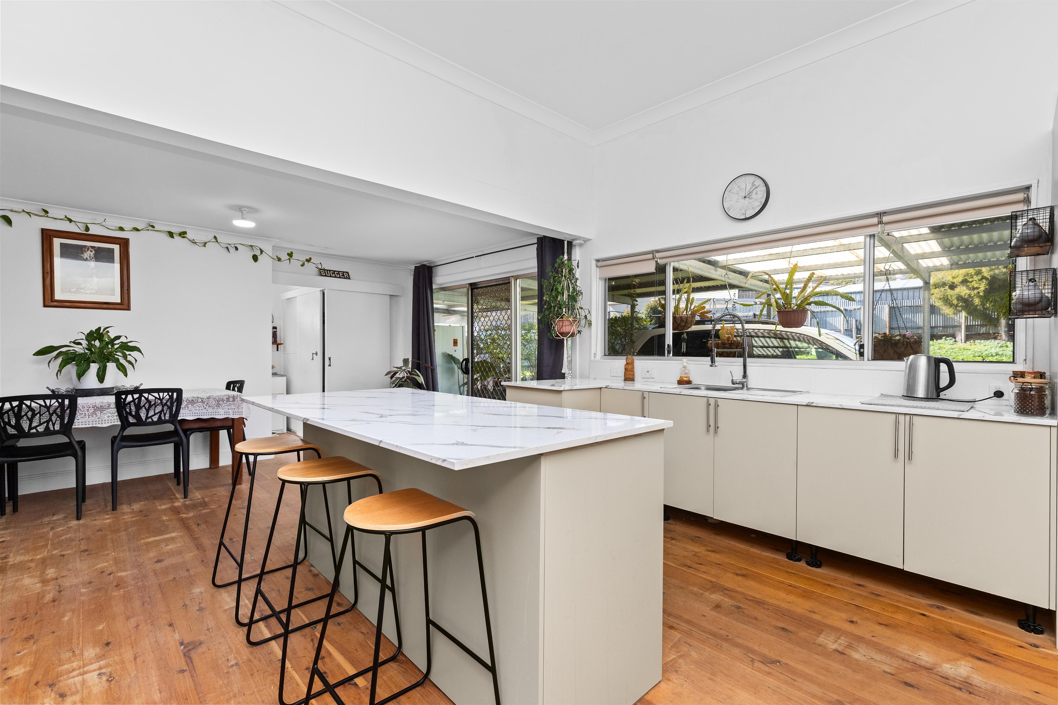 28 Goulburn Street — photo 3 of 13