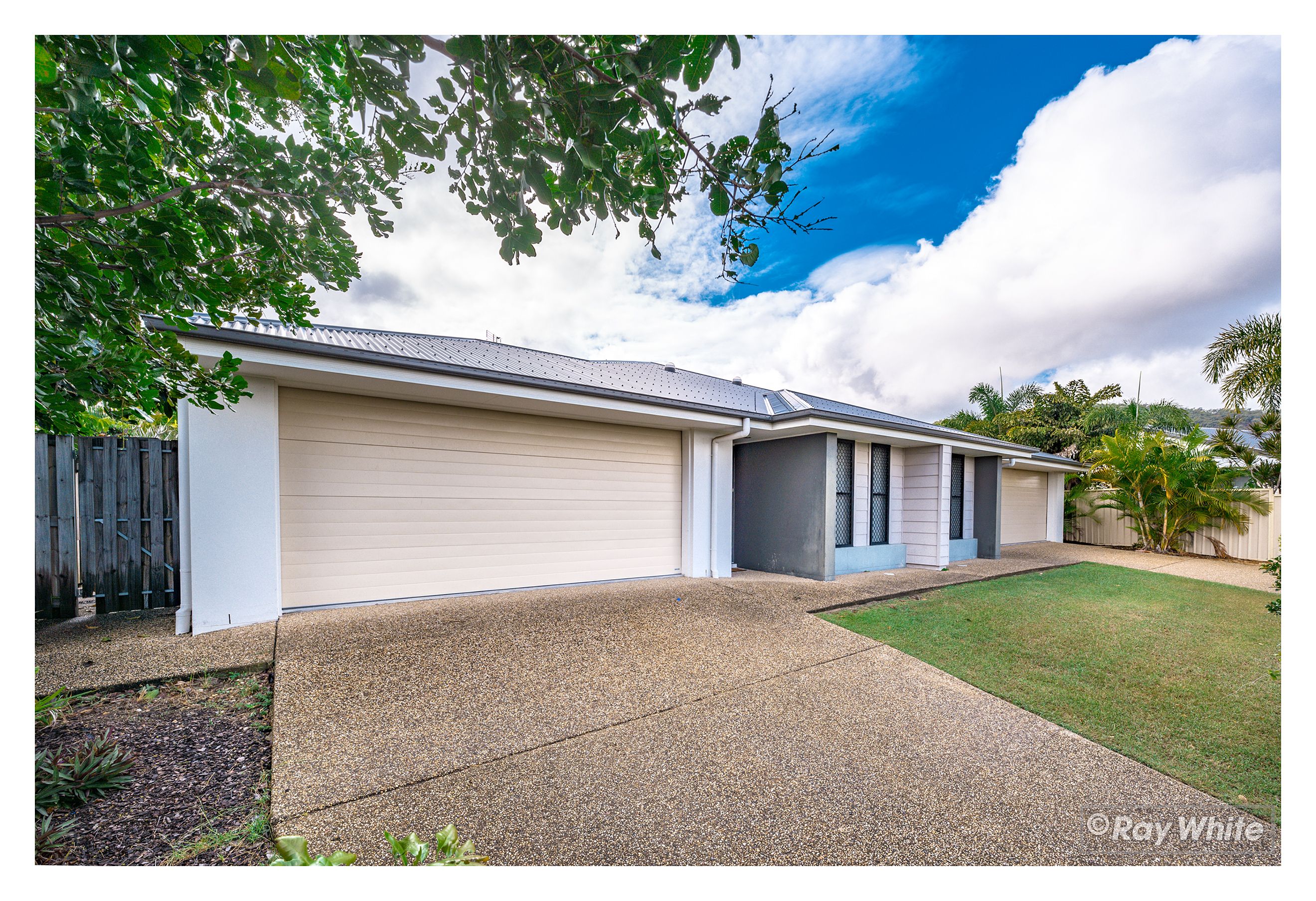 1/106 Springfield Drive, Norman Gardens, QLD 4701