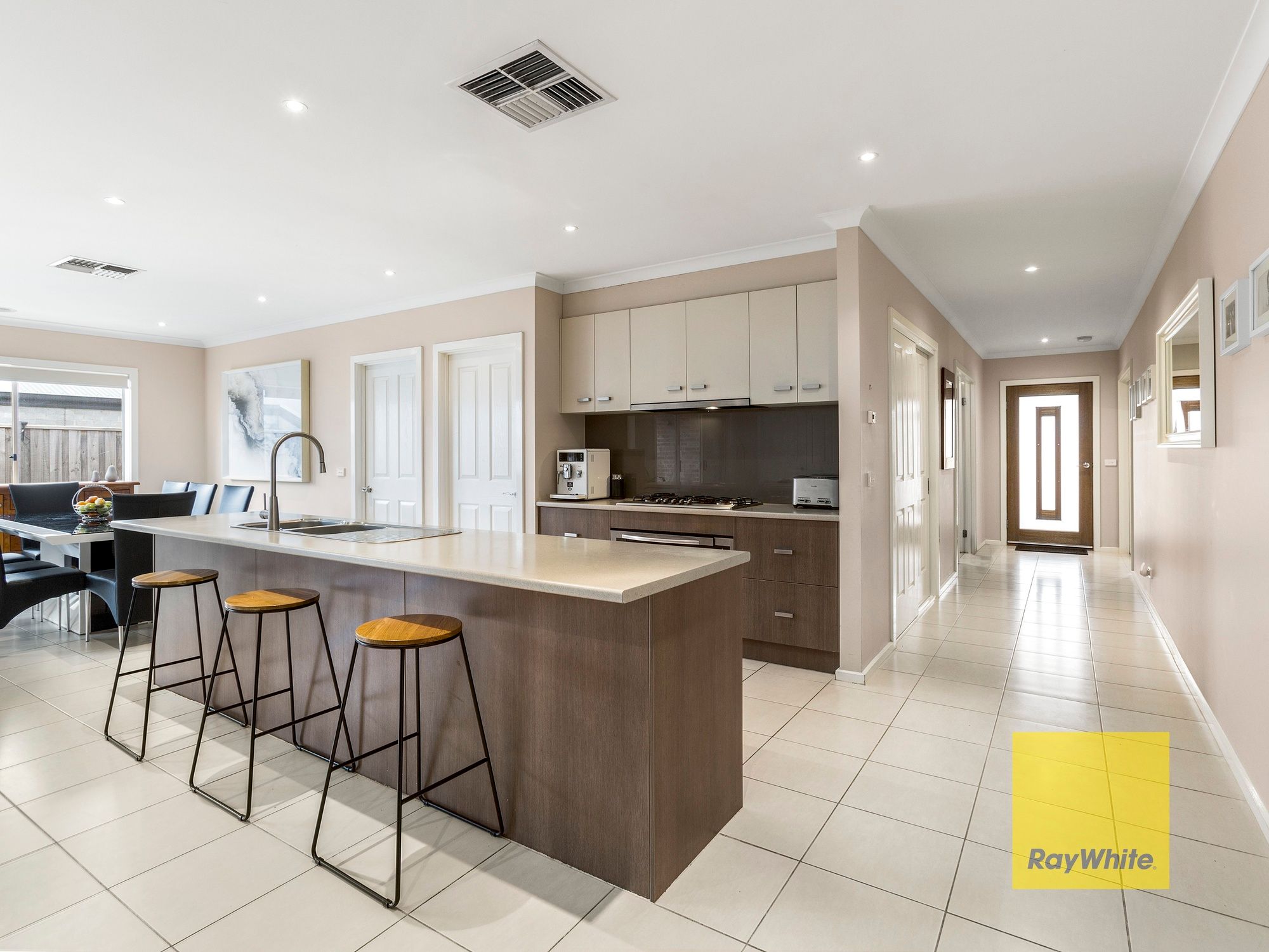 12 Avondale Avenue, Highton, VIC 3216