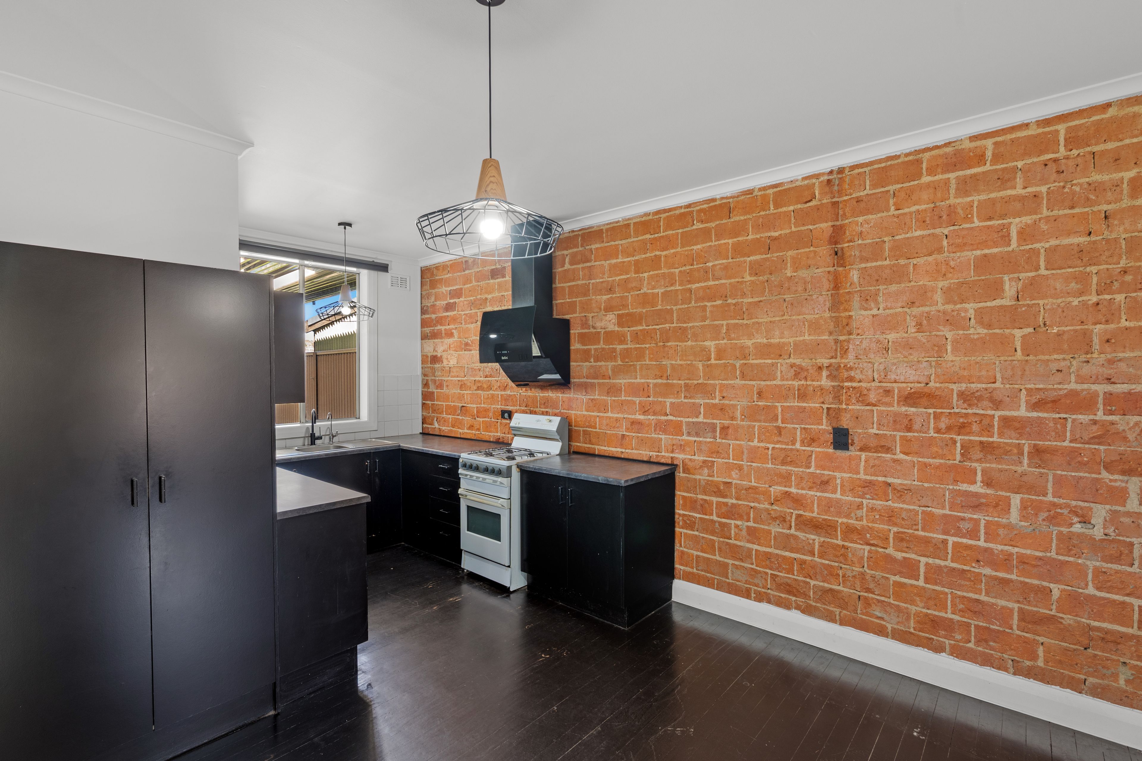 25 Kent Street — photo 7 of 24