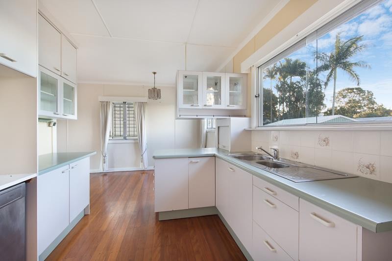 16 Strathdale Street, Aspley, QLD 4034