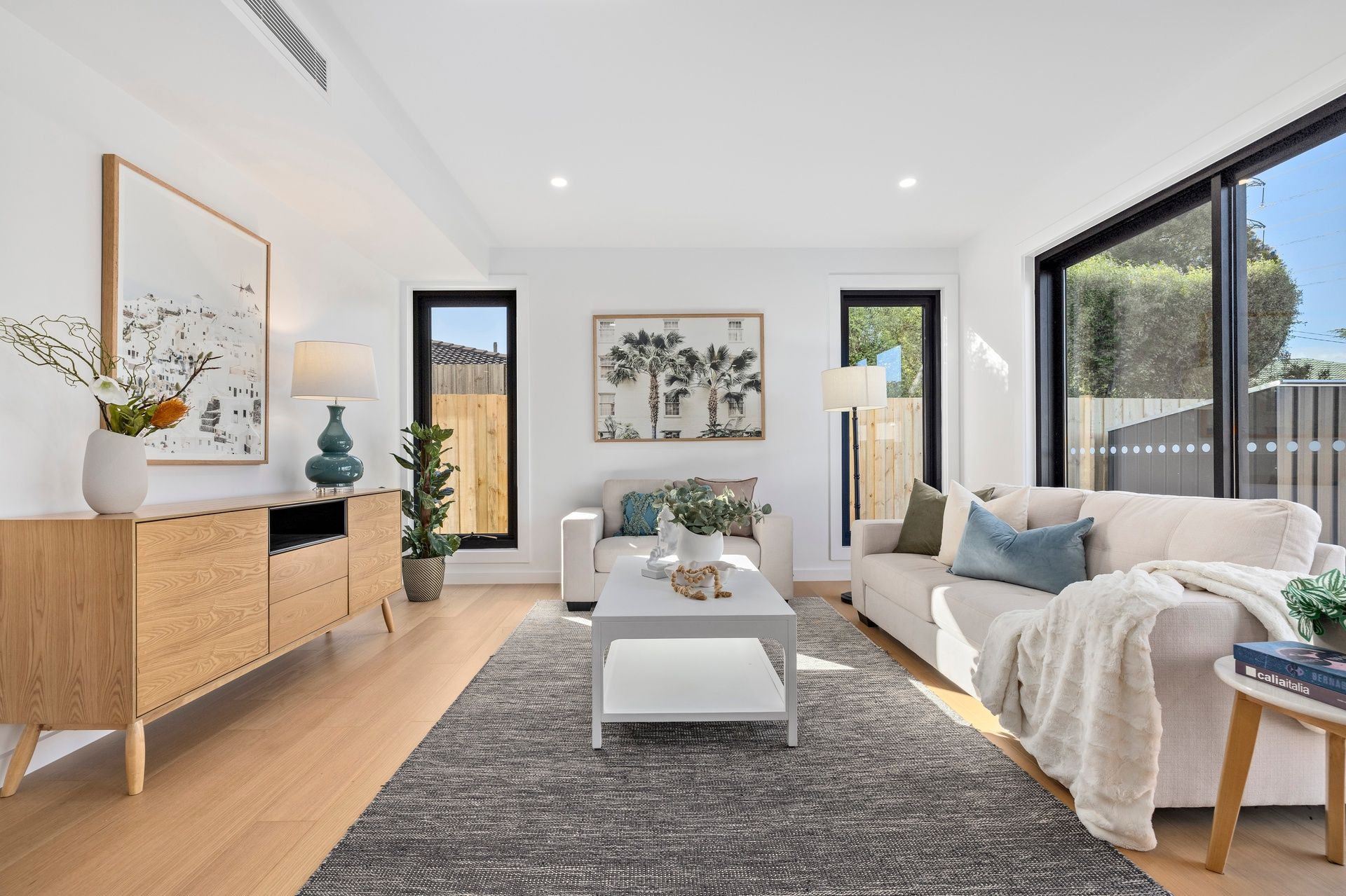 28 Mangana Drive, Mulgrave VIC 3170
