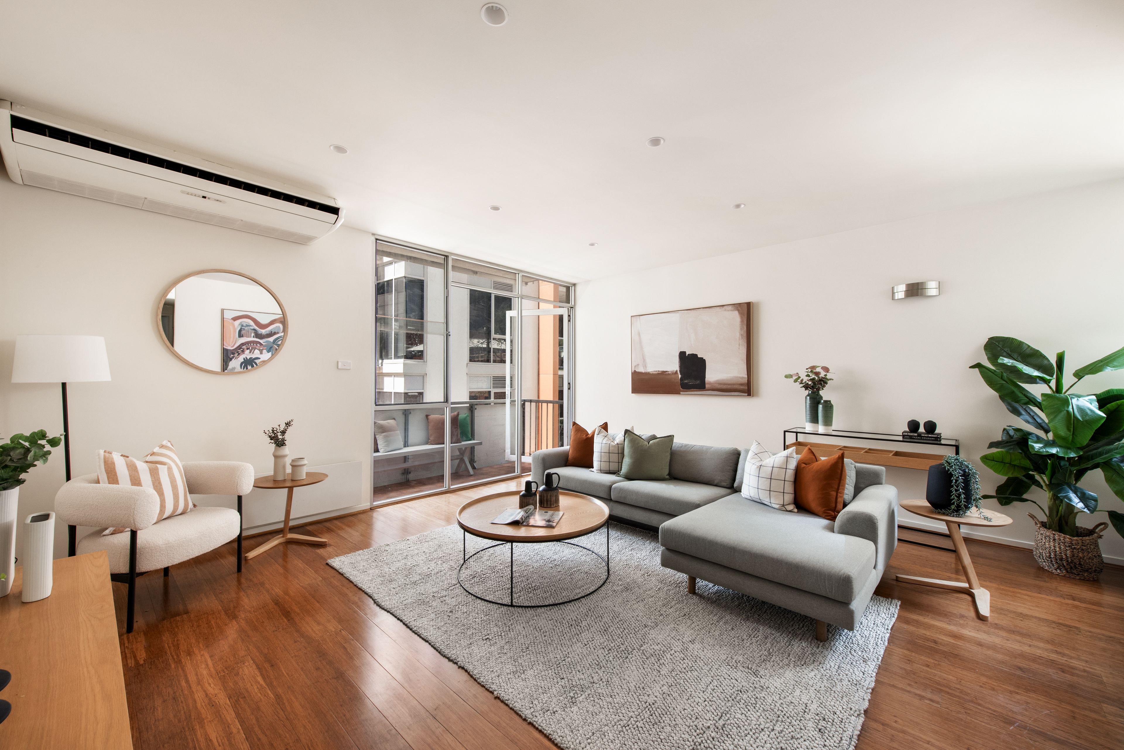 2/15 Exploration Lane, Melbourne, VIC 3000