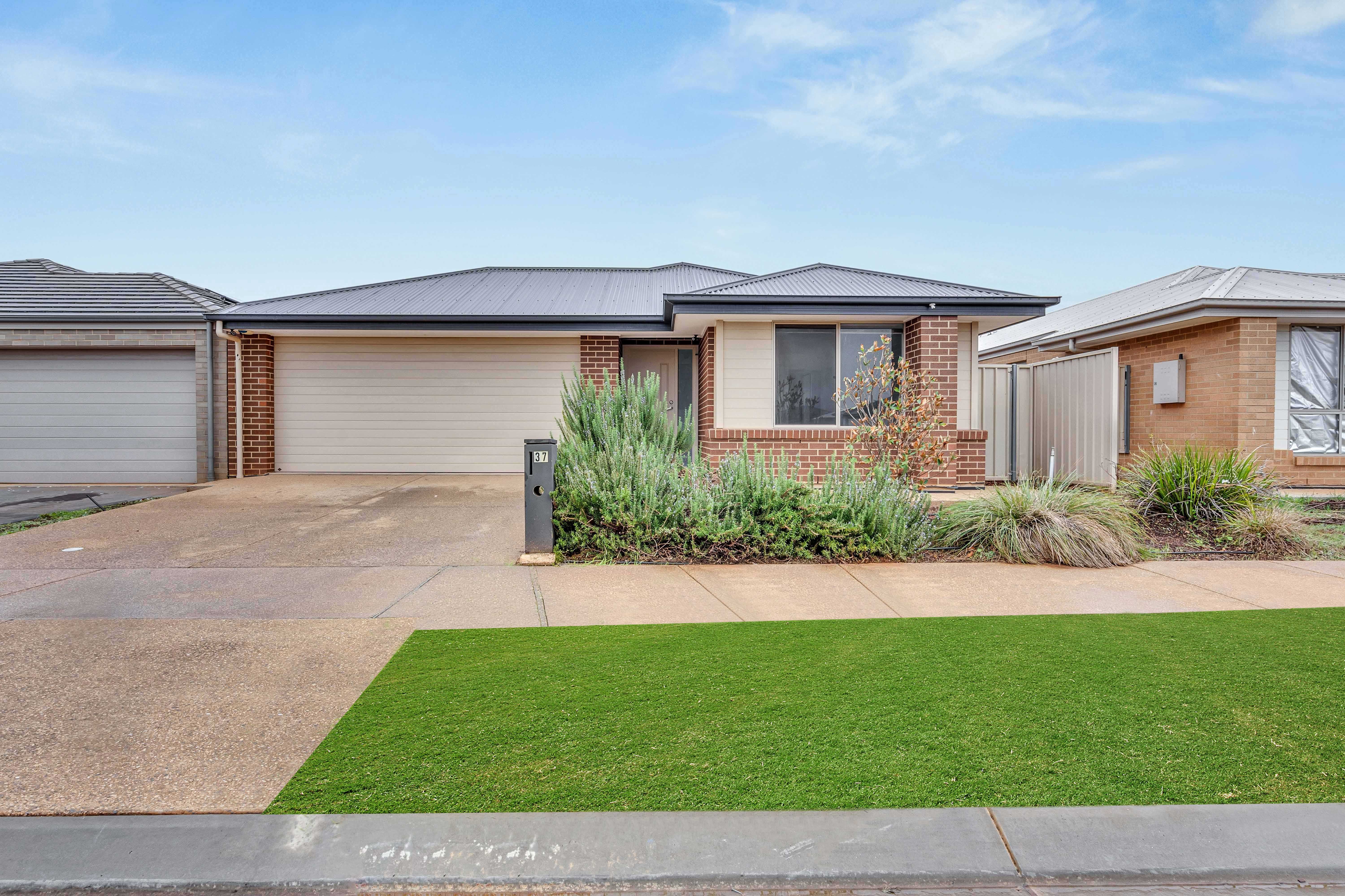 37 Olympic Way, Munno Para West, SA – Home For Rent • Ray White