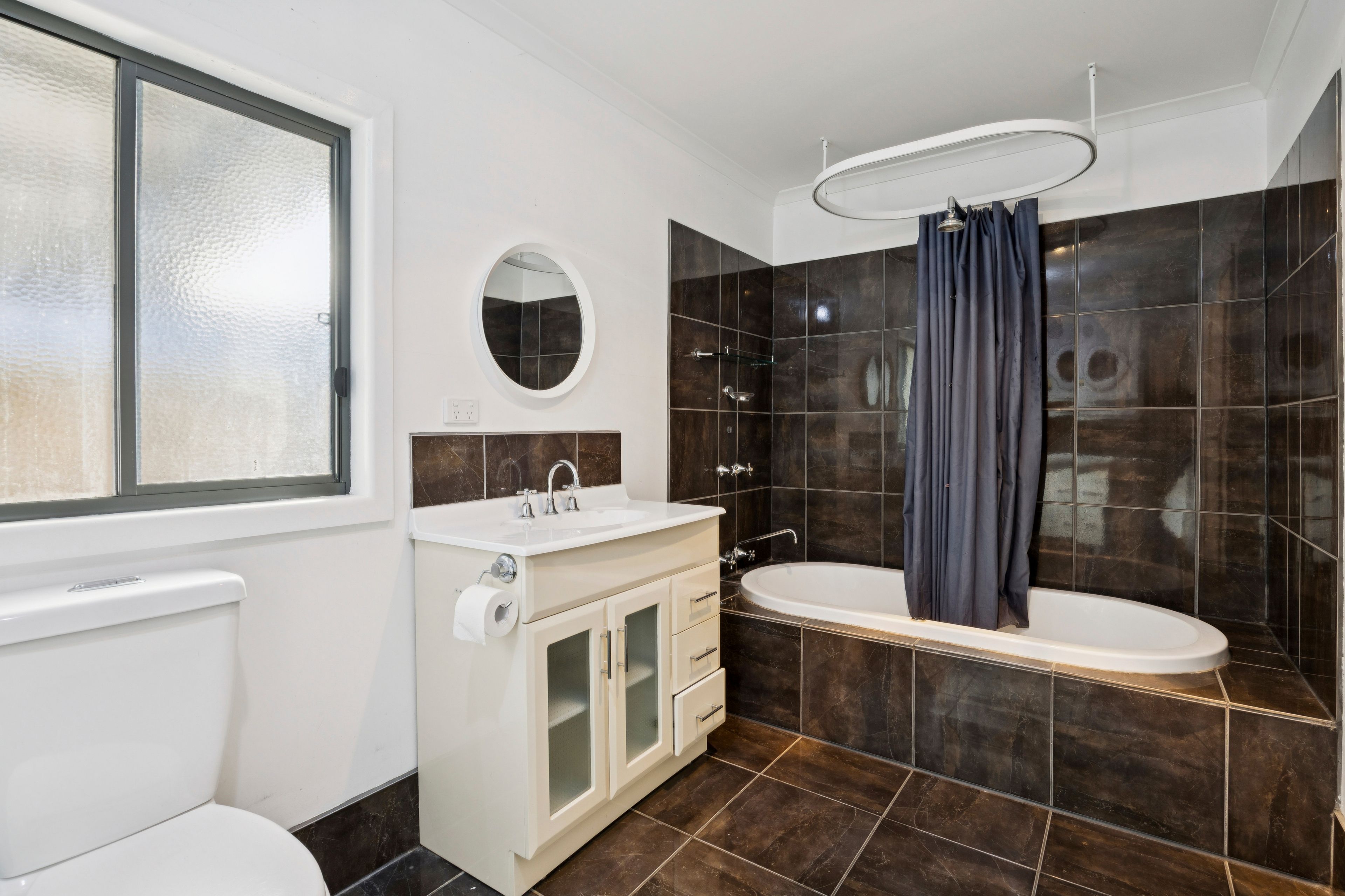 61 Halladale Road — photo 10 of 14