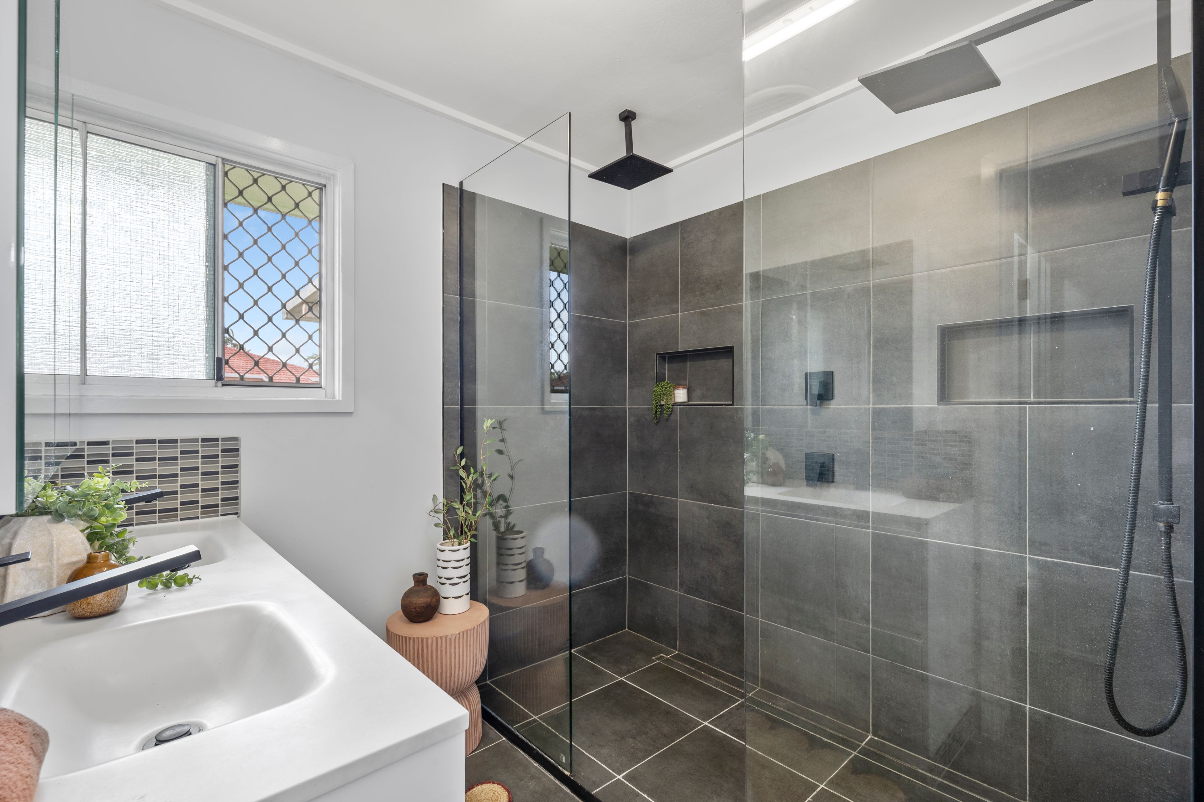 5 Barcroft Street — photo 10 of 15