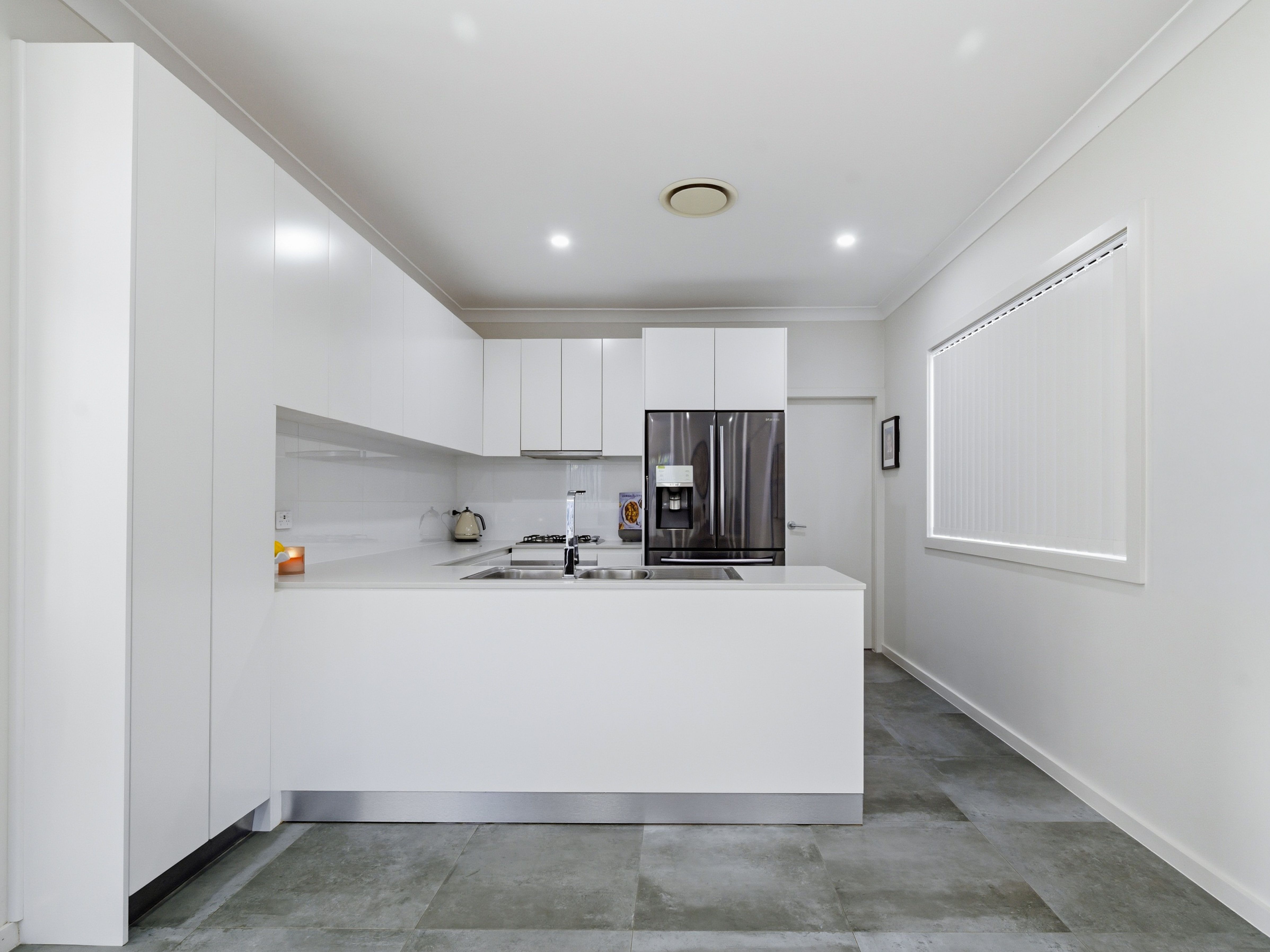 16 Jones Street — photo 5 of 13