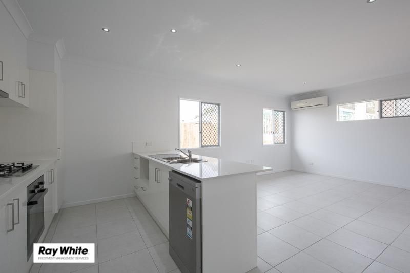 35 Mount Barney Crescent, Park Ridge, QLD 4125