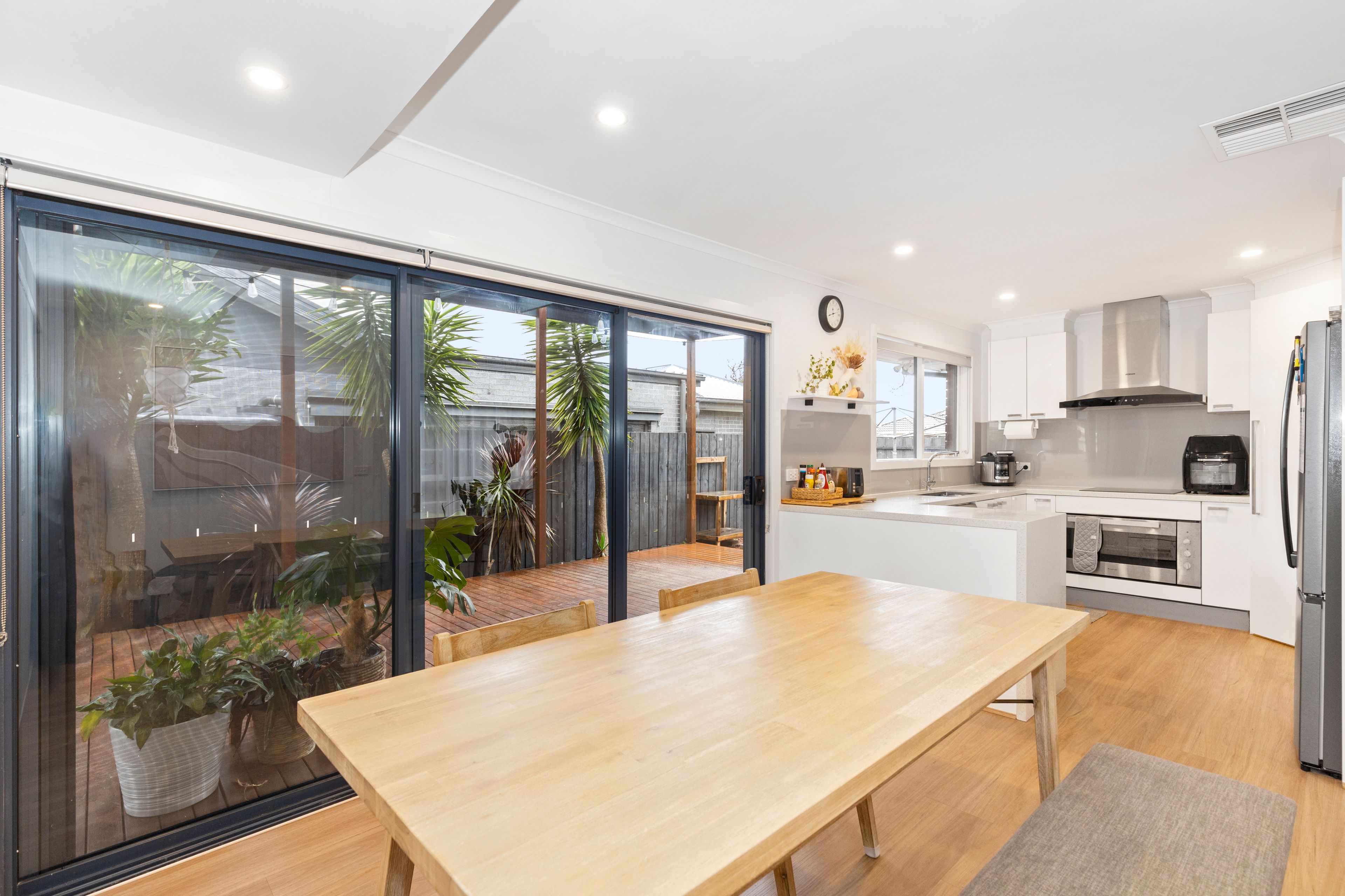 2/7 Maple Street, Bayswater, VIC 3153
