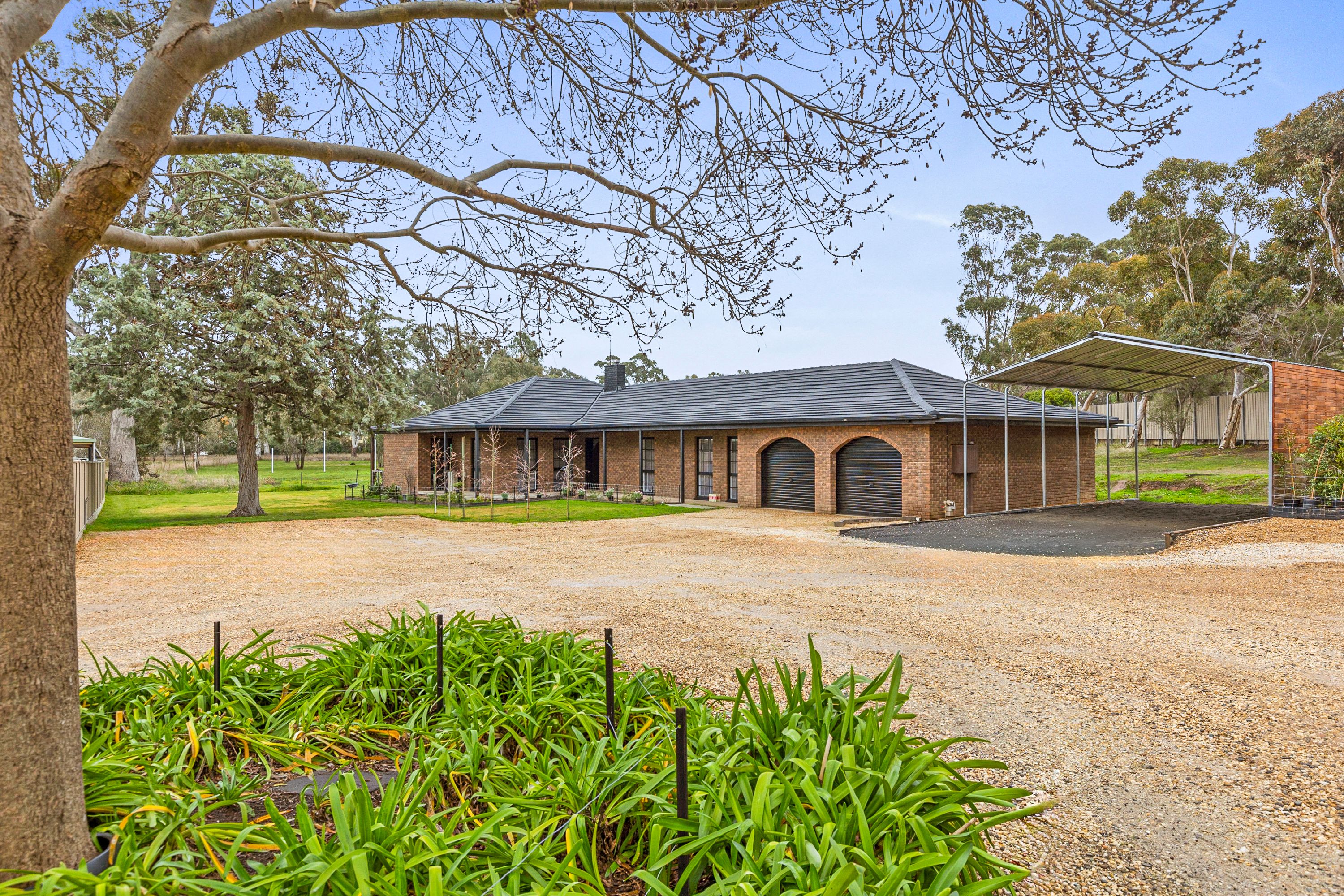 81 Redbank Road, Seymour, VIC 3660