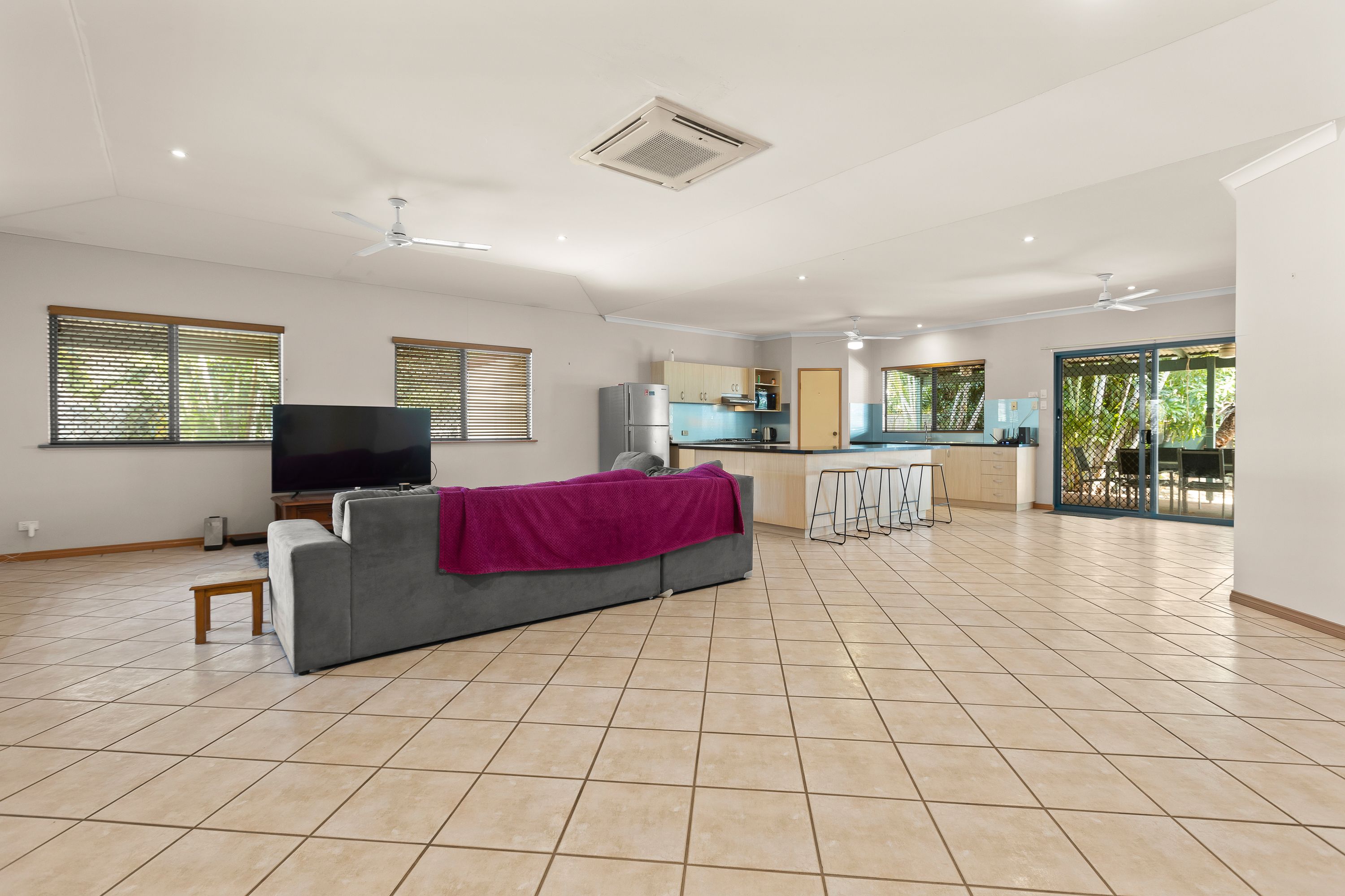 11 Bowerbird Loop, Djugun, WA 6725