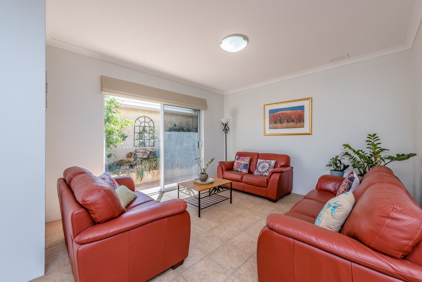 8 Eakins Crescent, Wandina, WA 6530