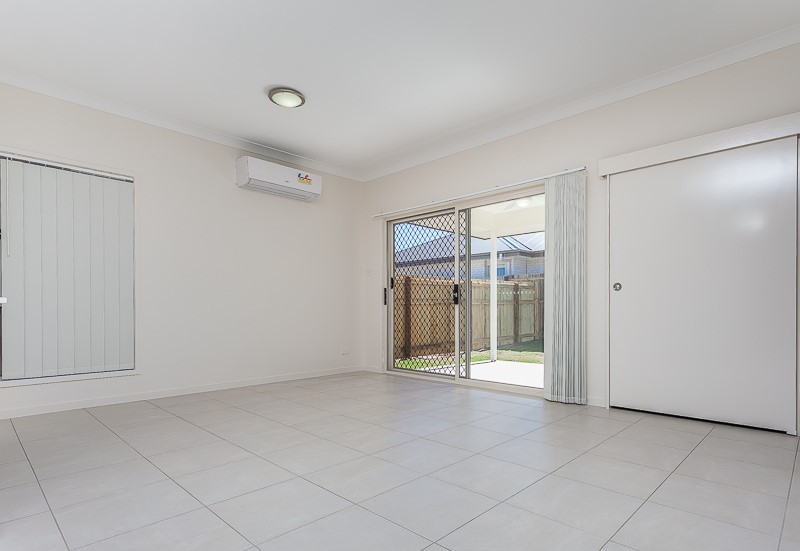 40 Mapleton Drive, North Lakes, QLD 4509