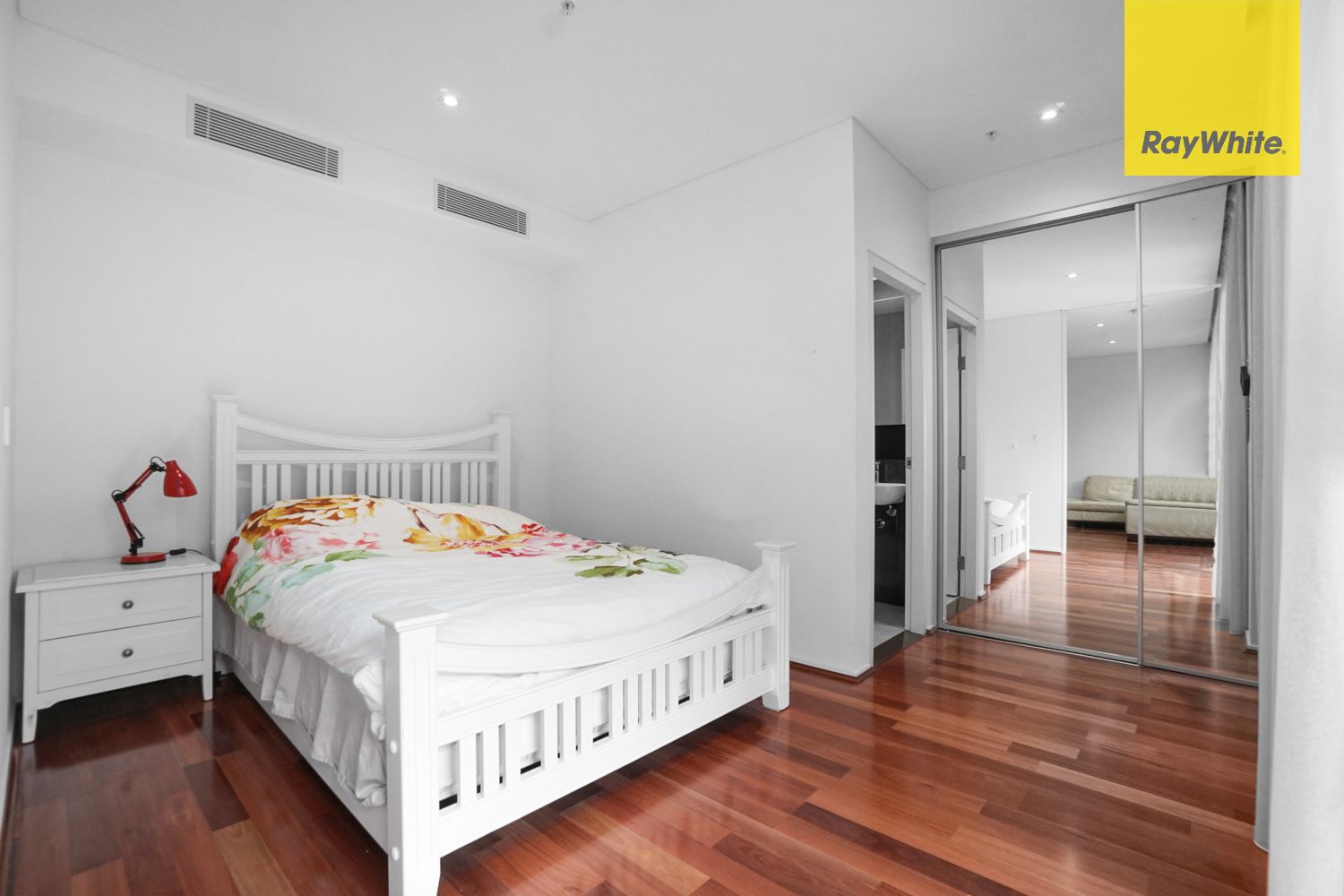101A/45 Macquarie Street — photo 5 of 14