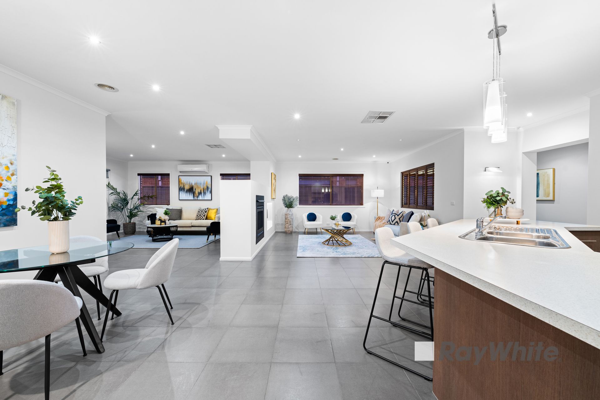 54 Golden Grove Drive, Narre Warren South, VIC 3805 Sold House Ray