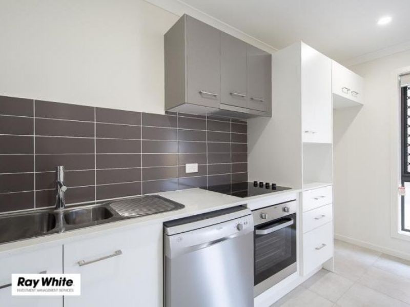 1/102 Lamington Drive, Redbank Plains, QLD 4301