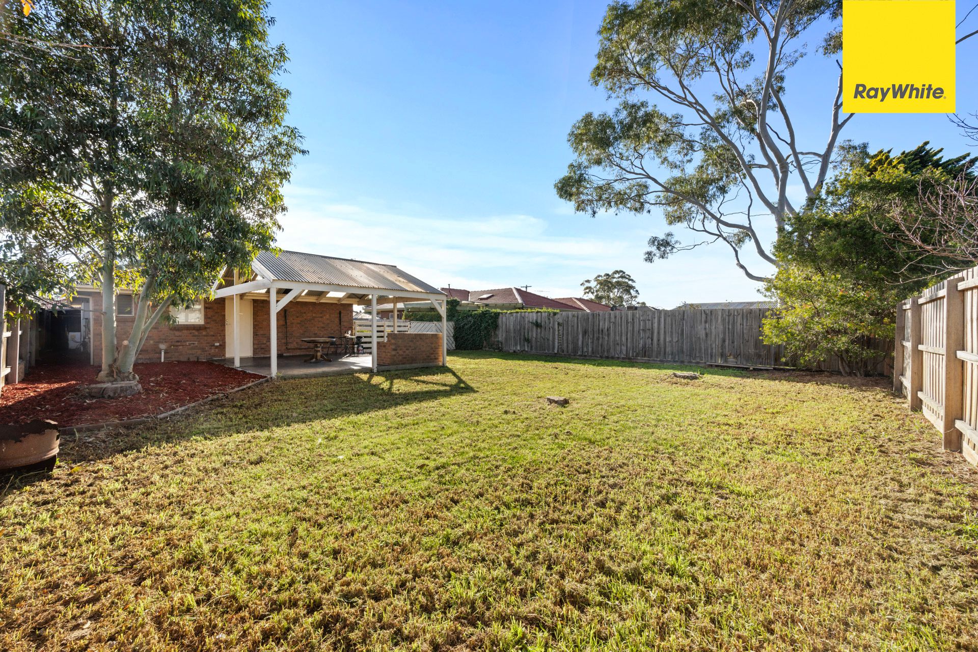 20 Perry Close — photo 16 of 22
