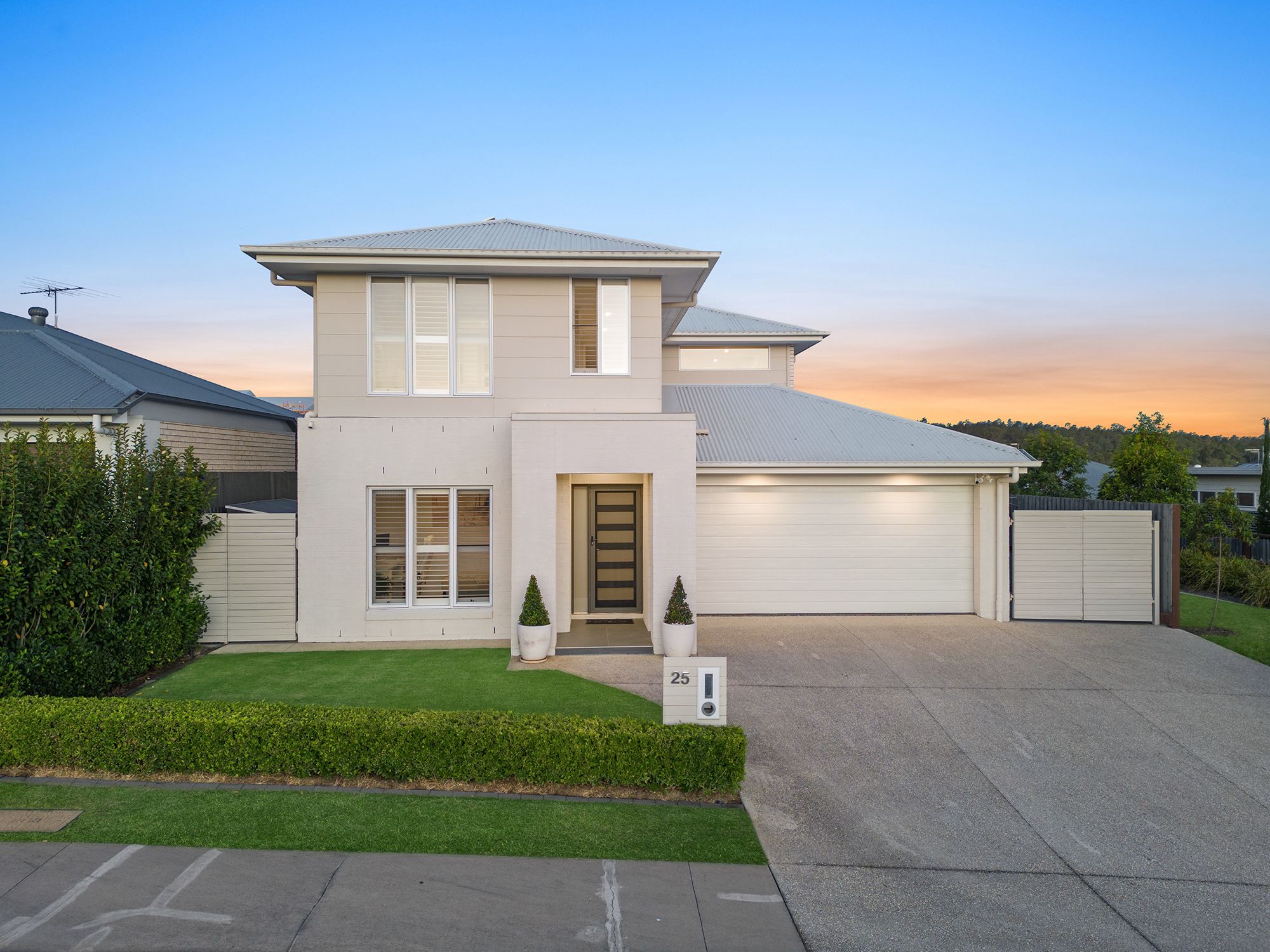 25 Botany Drive, South Ripley, QLD 4306
