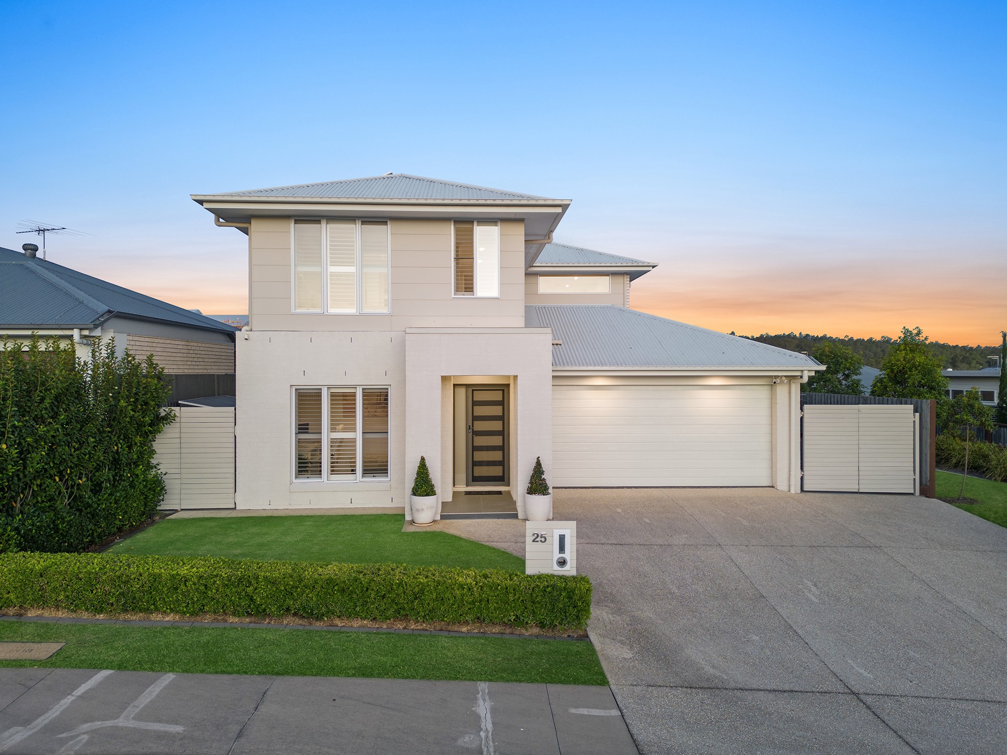 25 Botany Drive, South Ripley, QLD 4306