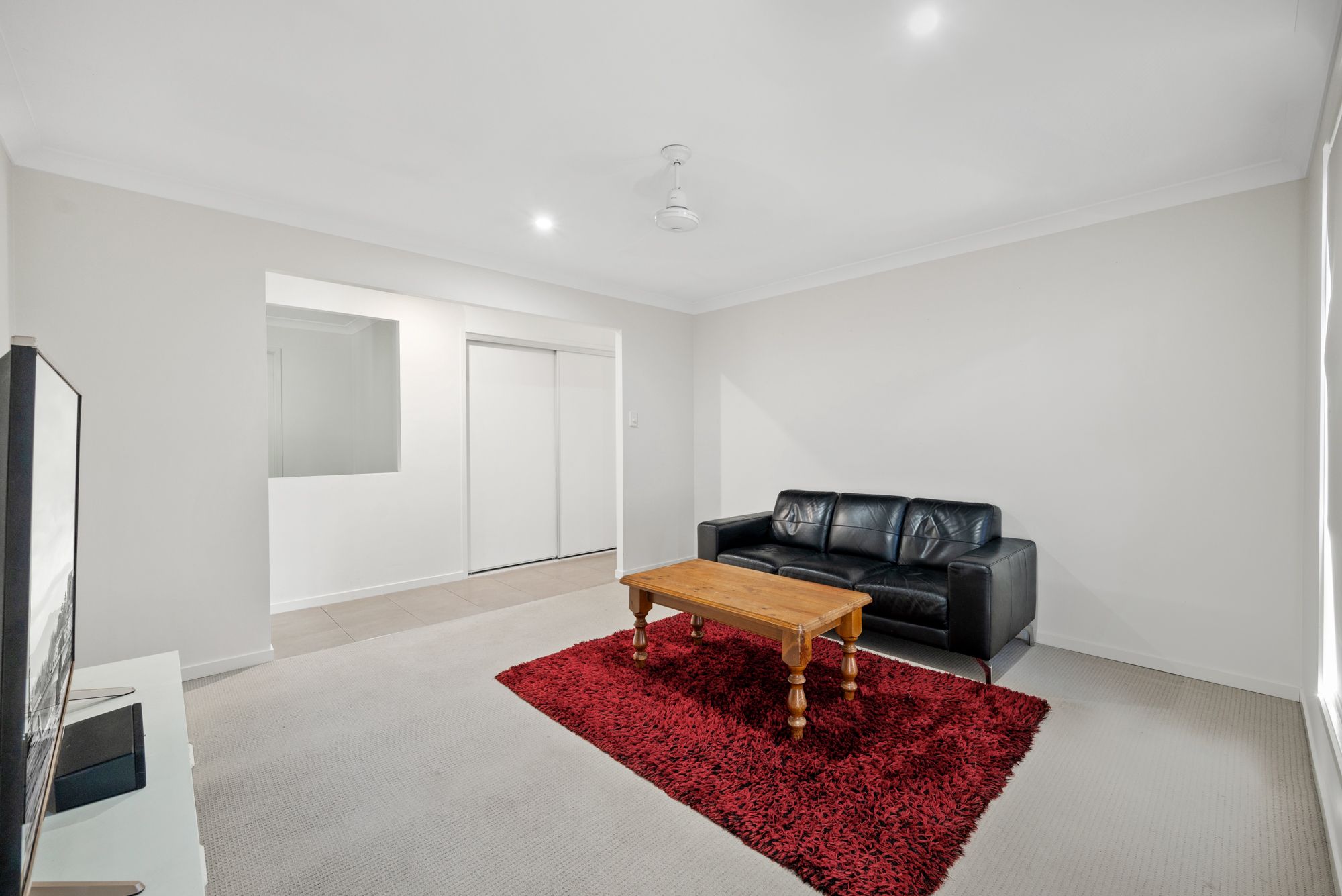 6 Sinclair Parade, JORDAN SPRINGS, NSW 2747