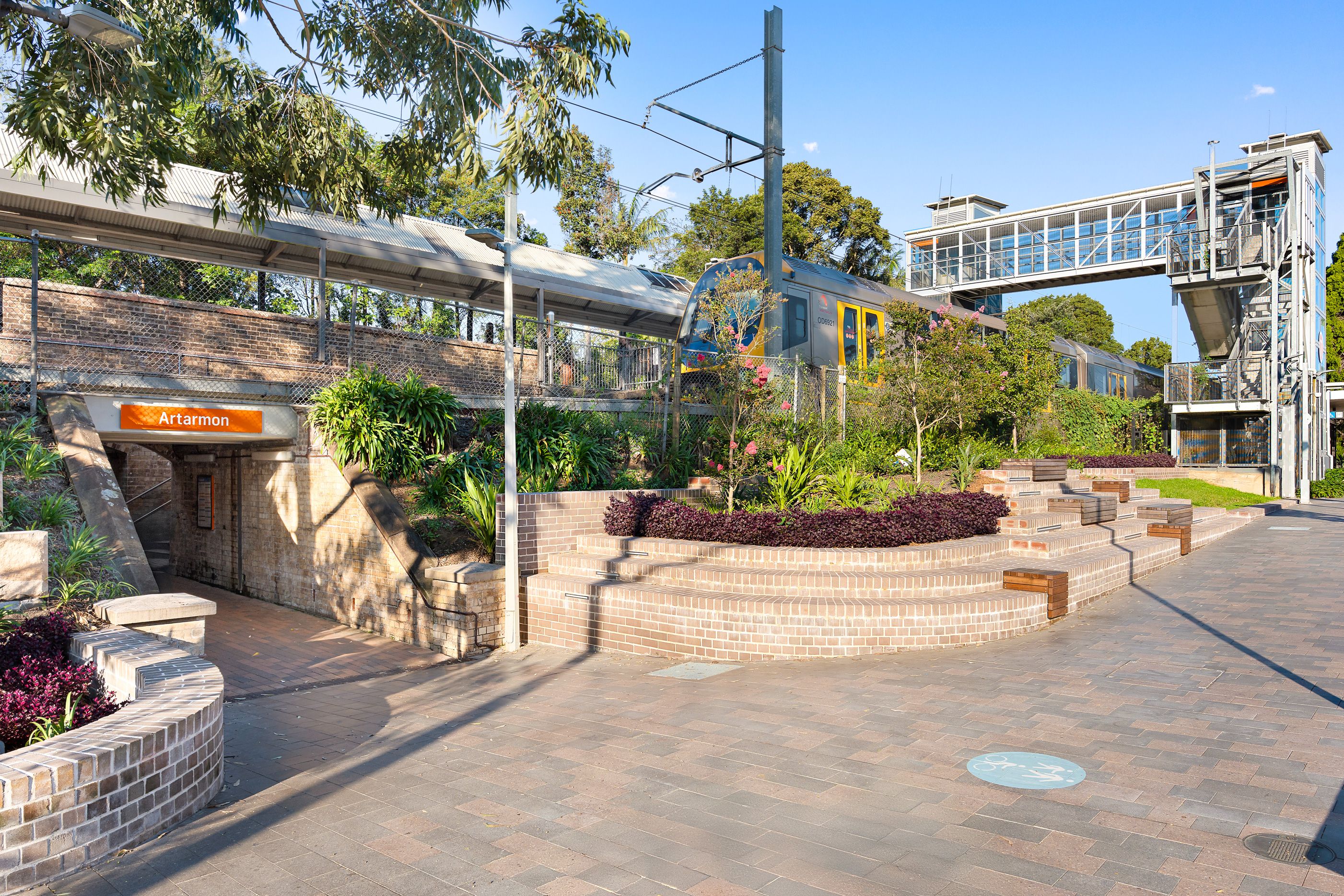 22/2 Parkes Road — photo 8 of 9