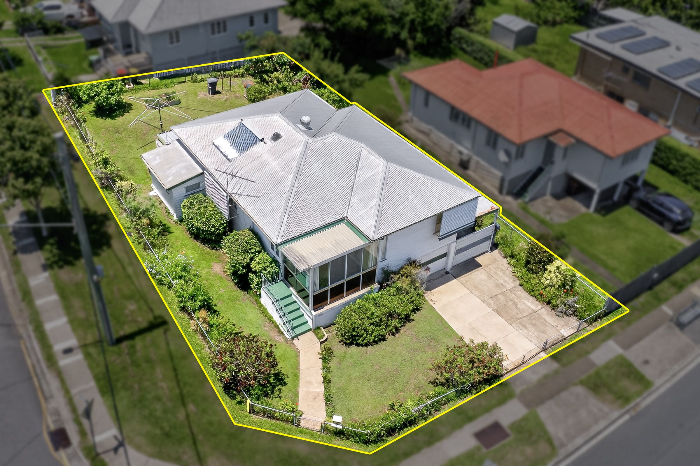 249 Nursery Road , Holland Park QLD 4121