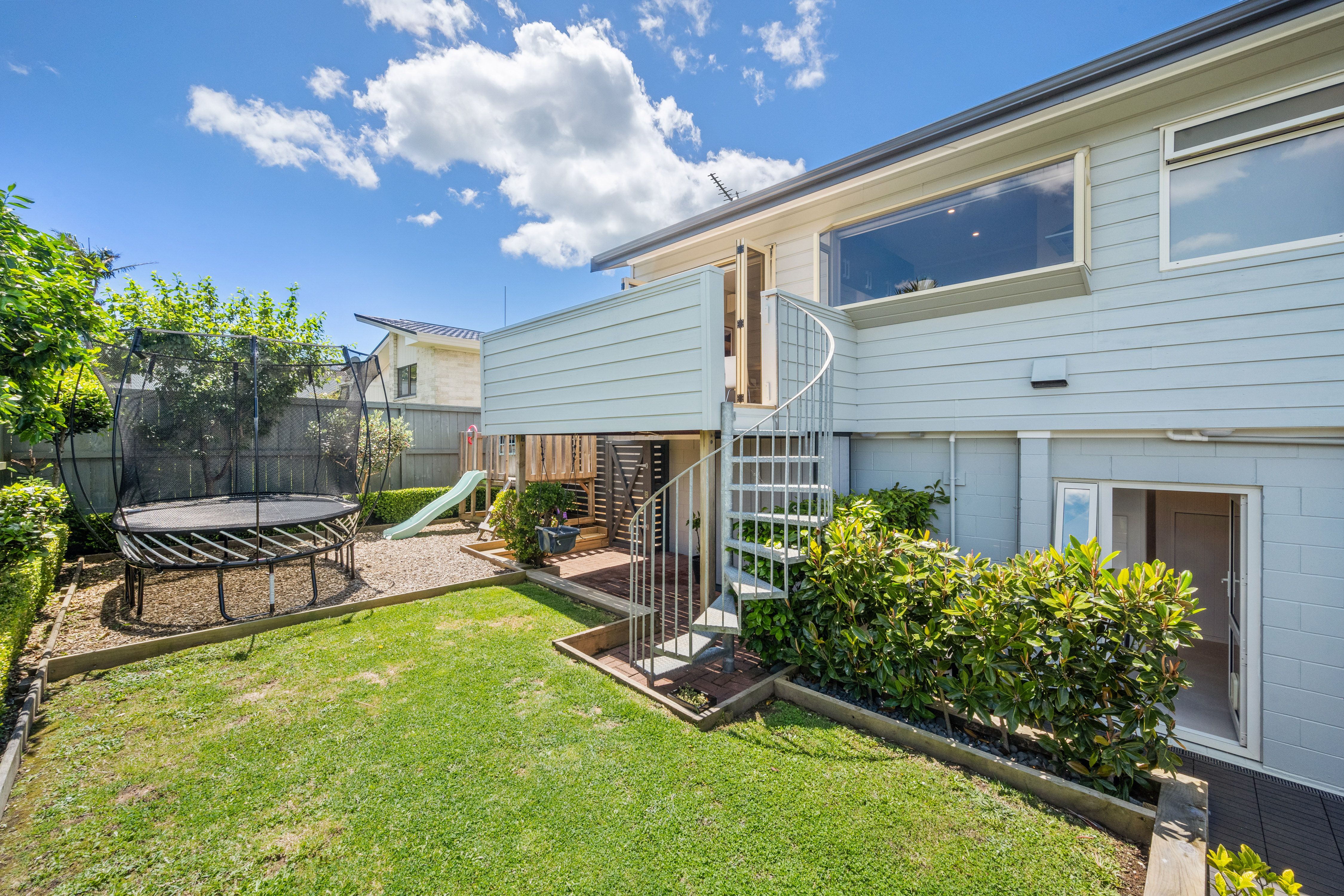 55B Pigeon Mountain Road, Half Moon Bay, Manukau City