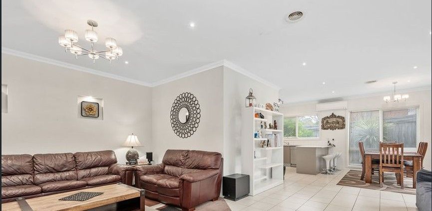 2/15 Kingsford Street, Bayswater, VIC 3153