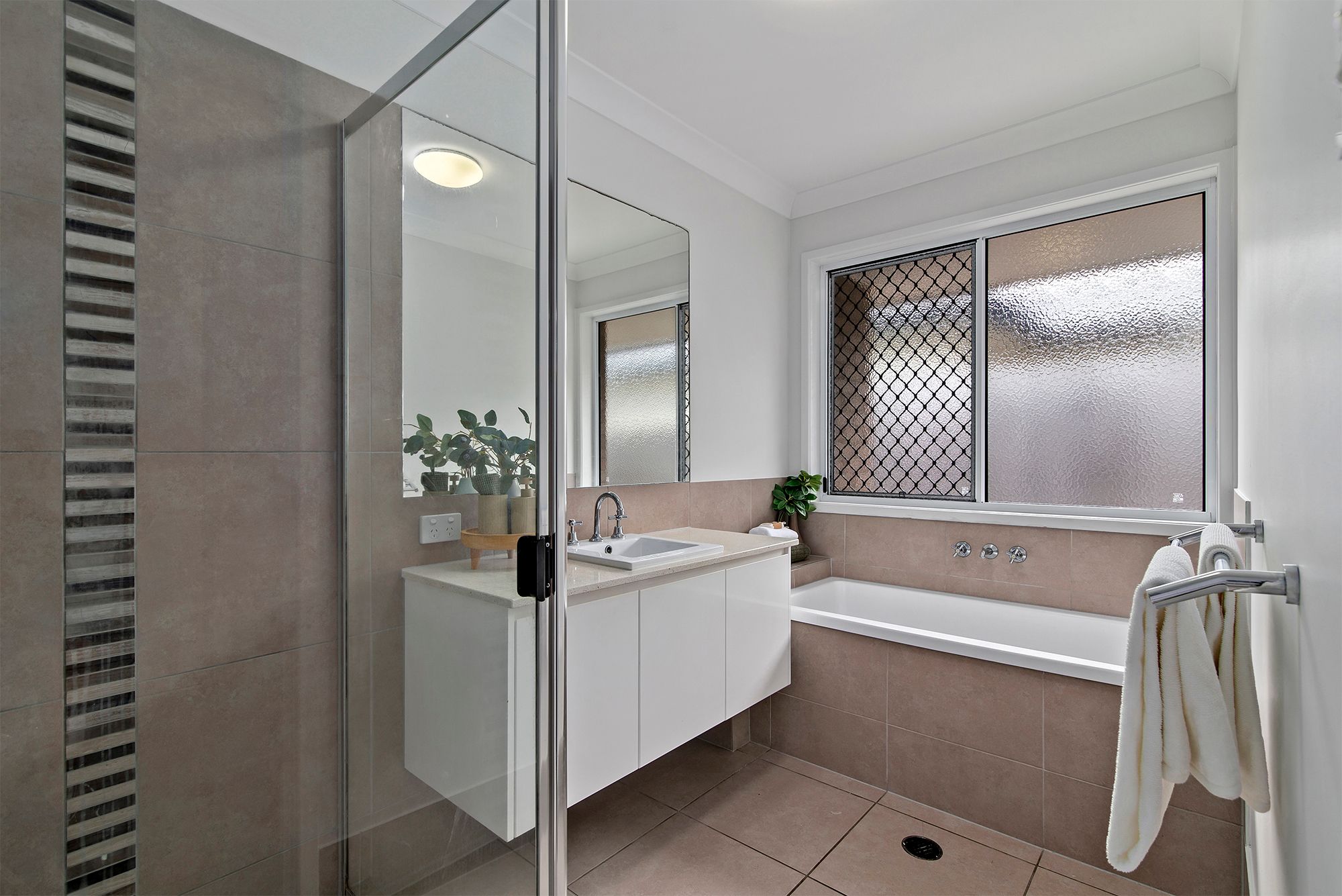16 Wallace Street — photo 18 of 19