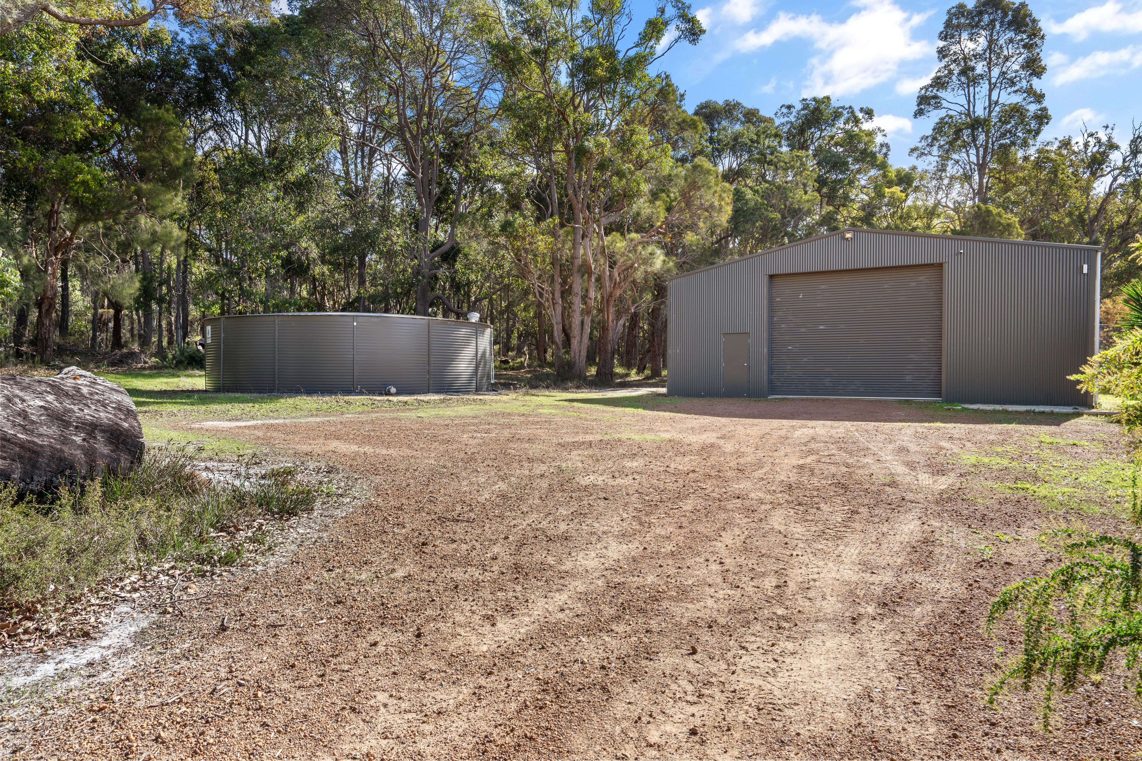 870 Bessell Road — photo 10 of 30