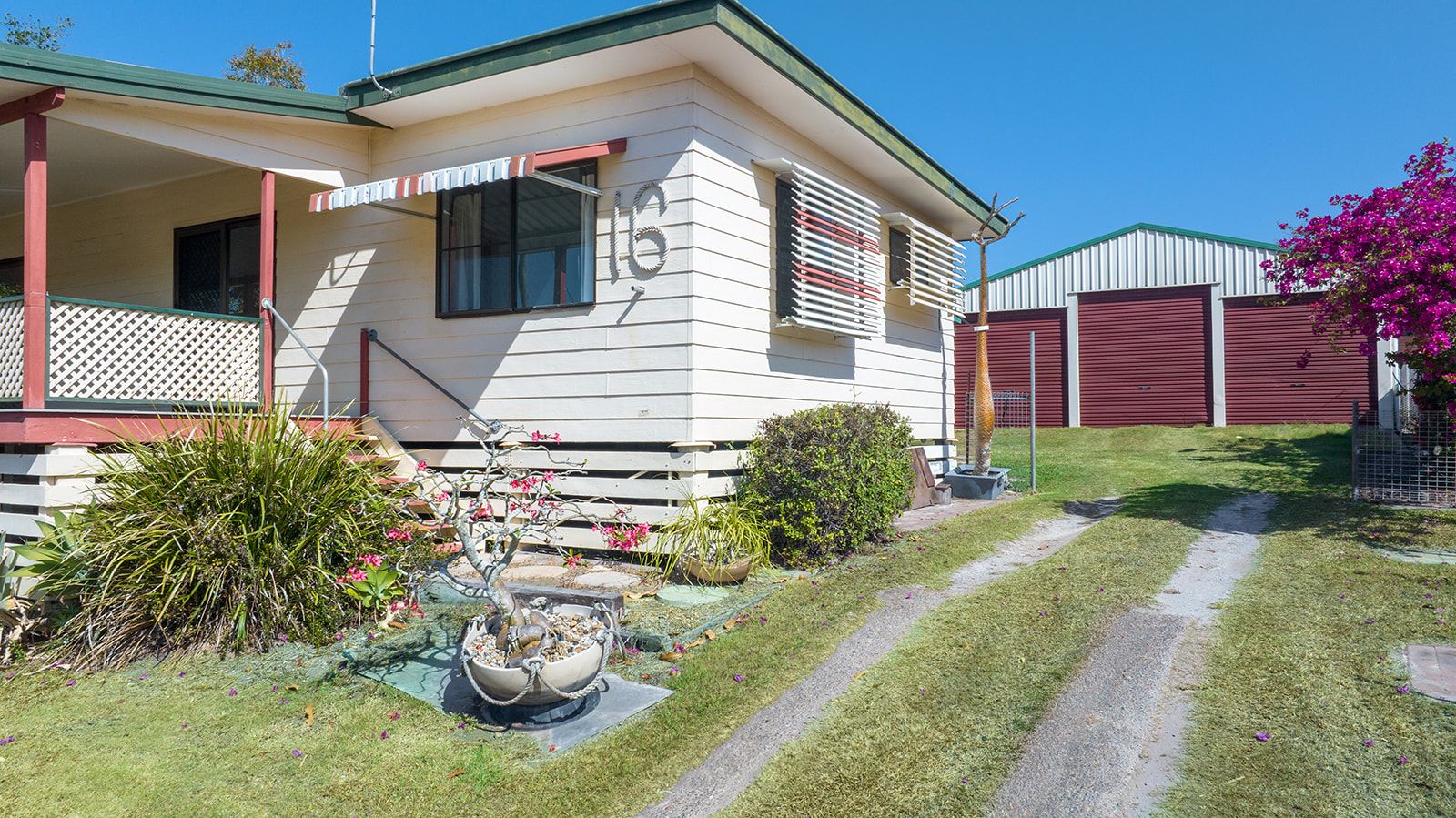 16 Jeffery Court — photo 3 of 23