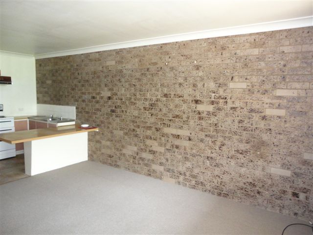 Unit 2/417 Stenner Street, Harristown, QLD 4350