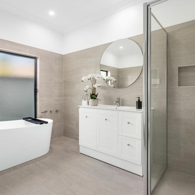 19 Hicks Terrace, Shell Cove, NSW 2529 - Sold House - Ray White ...